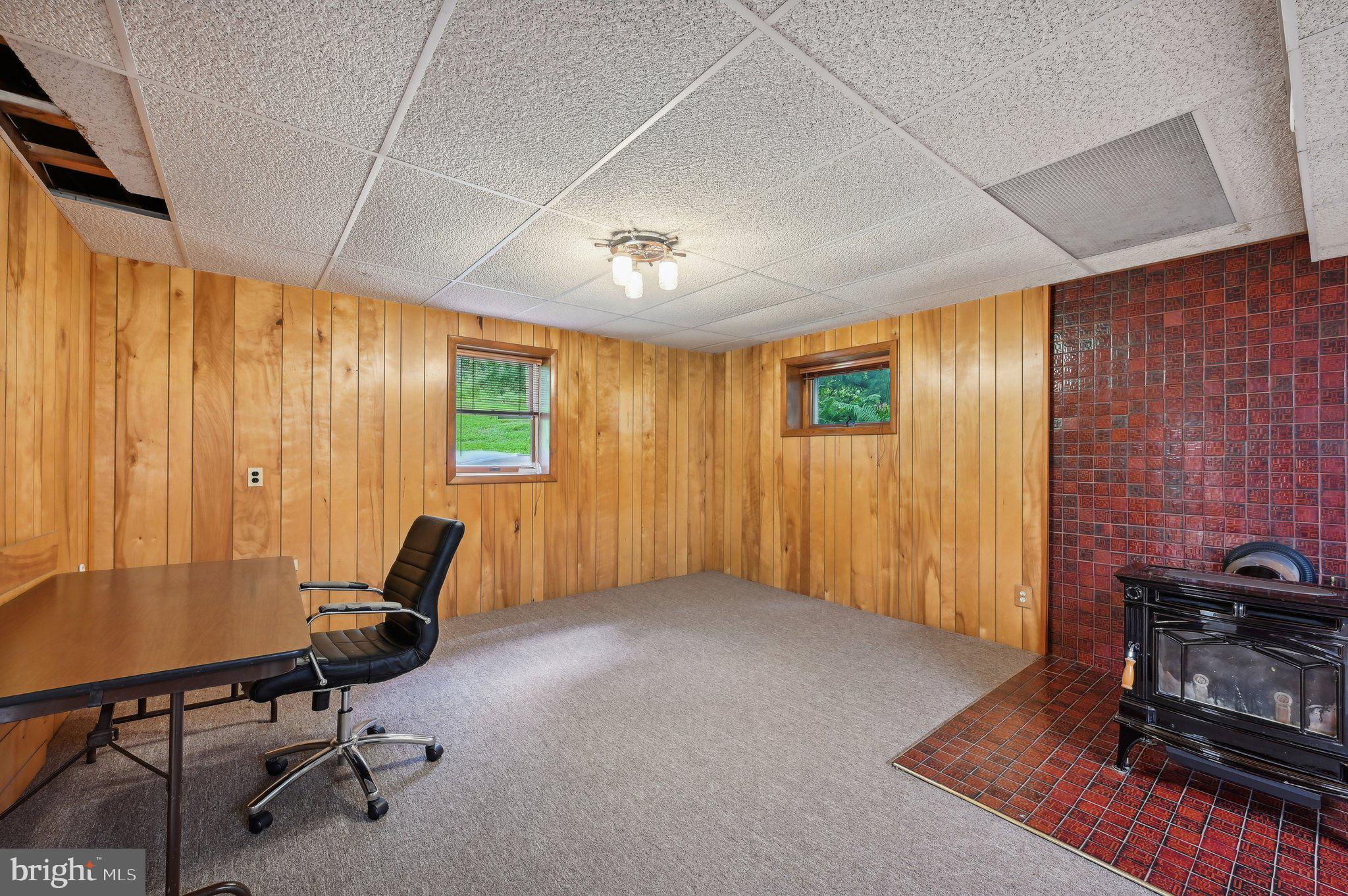 BRIAR HILL - Residential