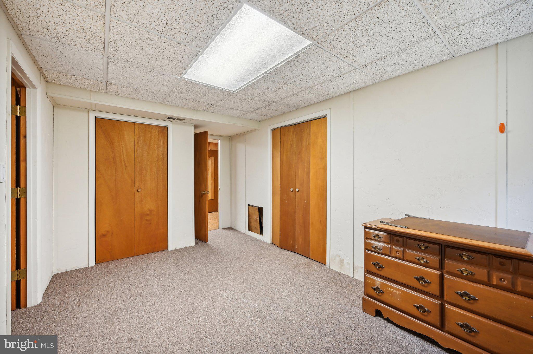 BRIAR HILL - Residential