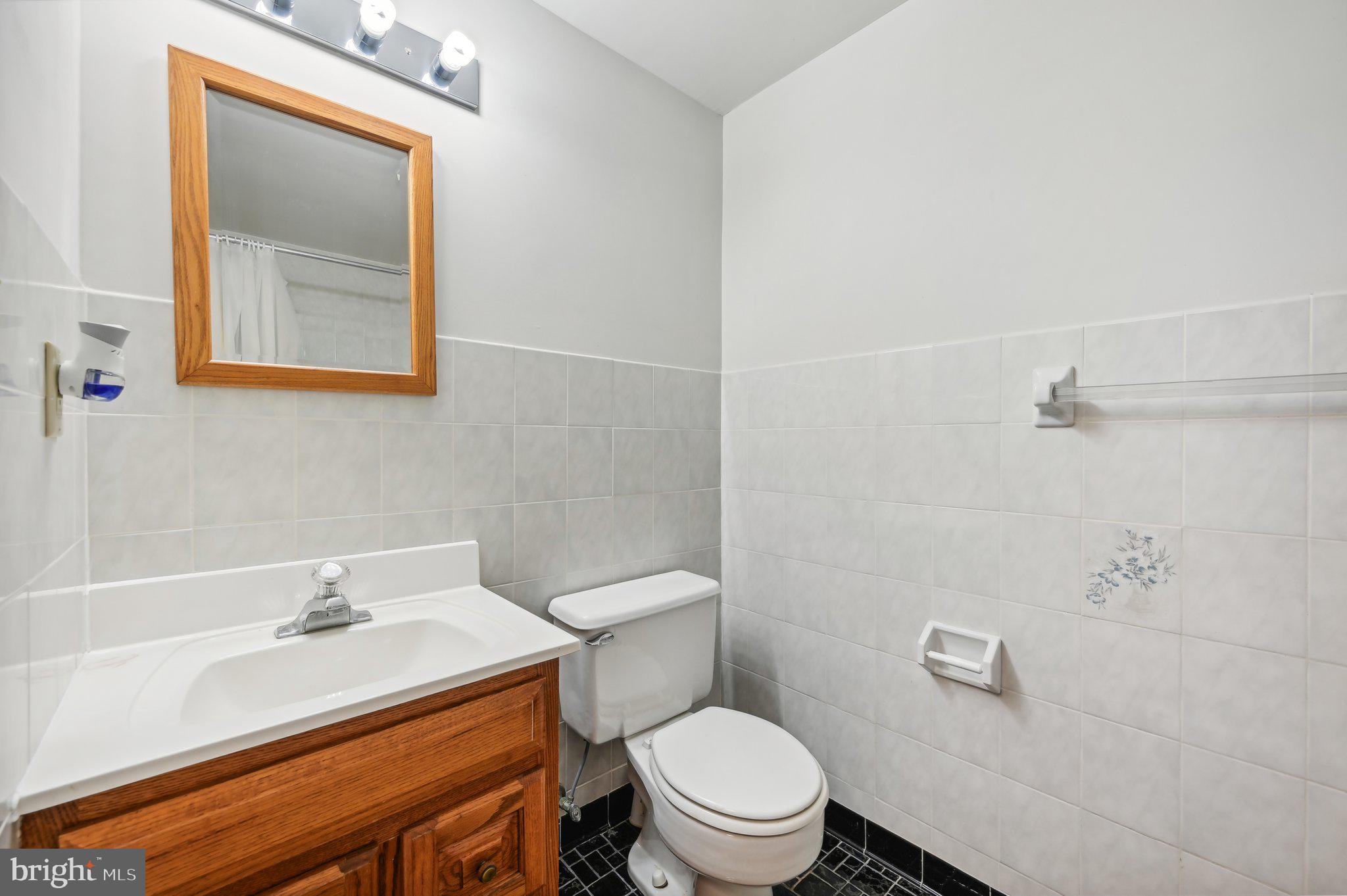 BRIAR HILL - Residential