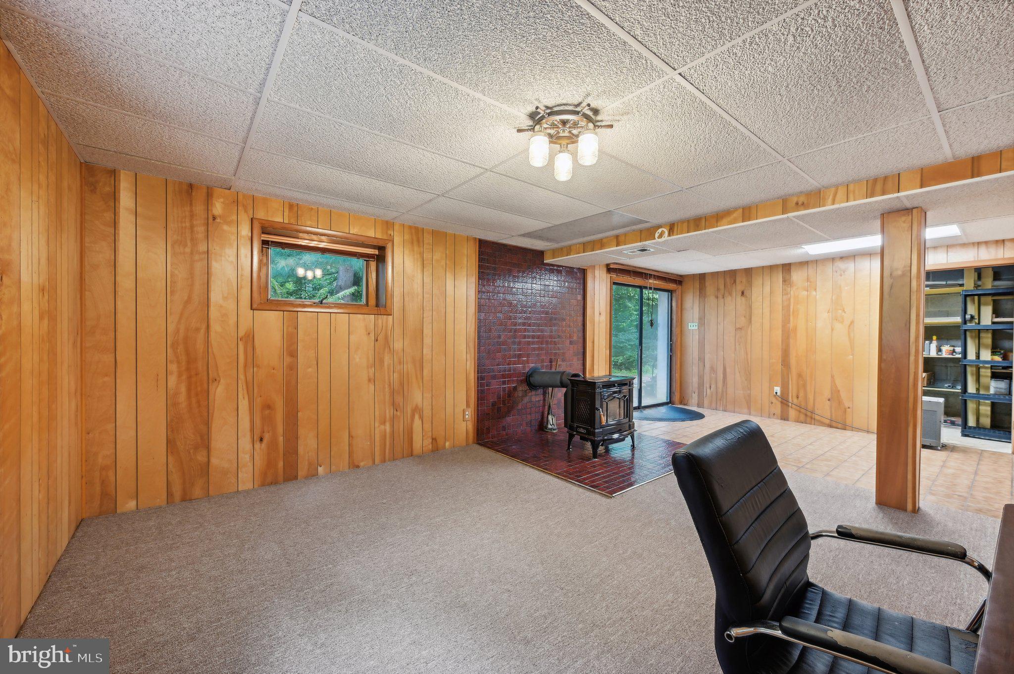 BRIAR HILL - Residential