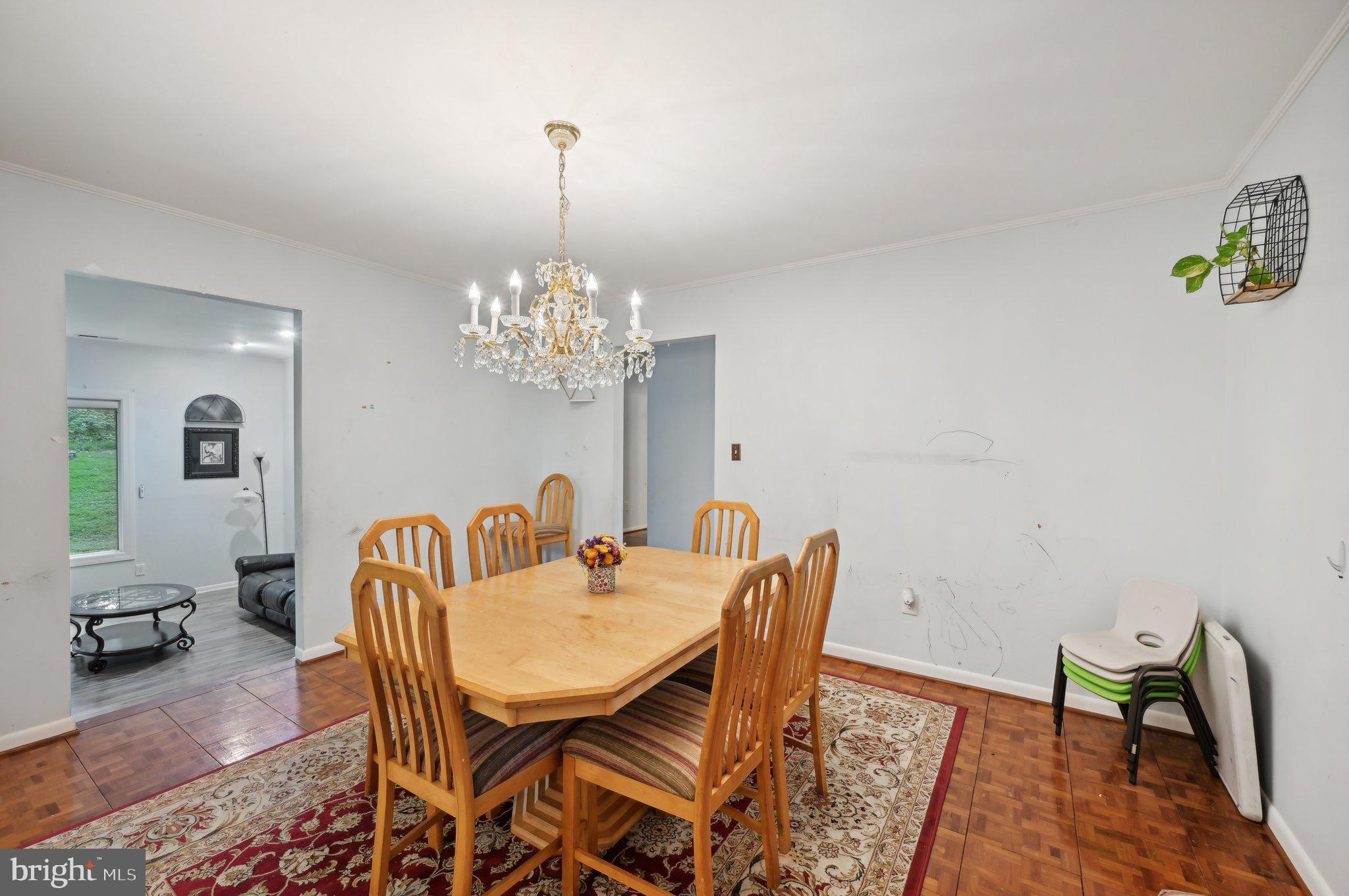 BRIAR HILL - Residential