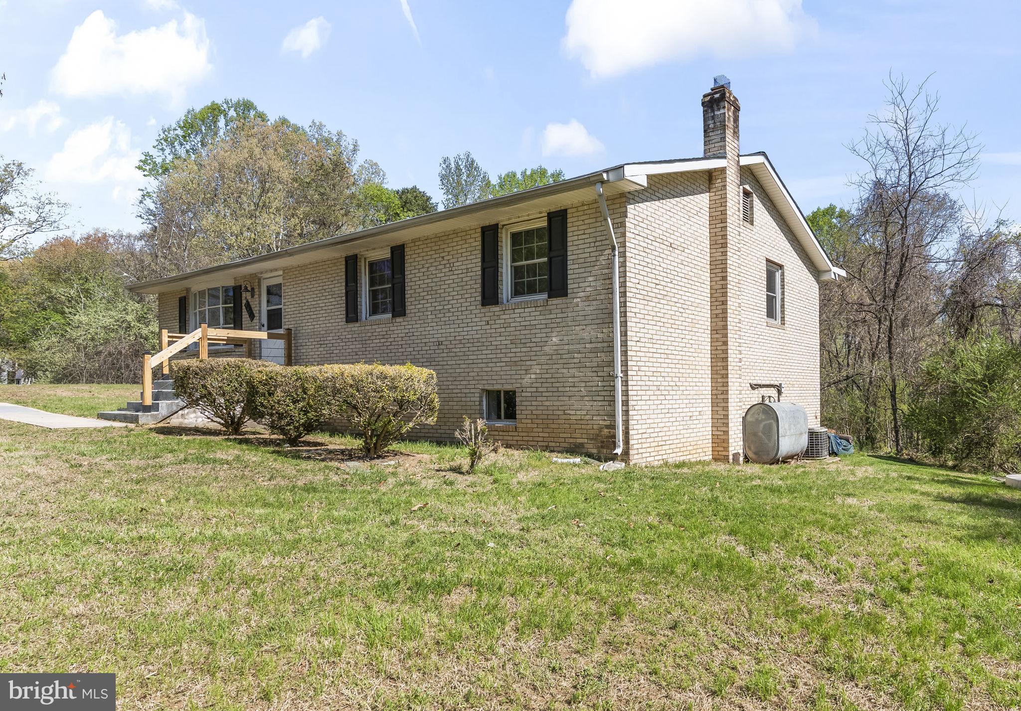 WARREN J WILLETT'S SUB - Residential