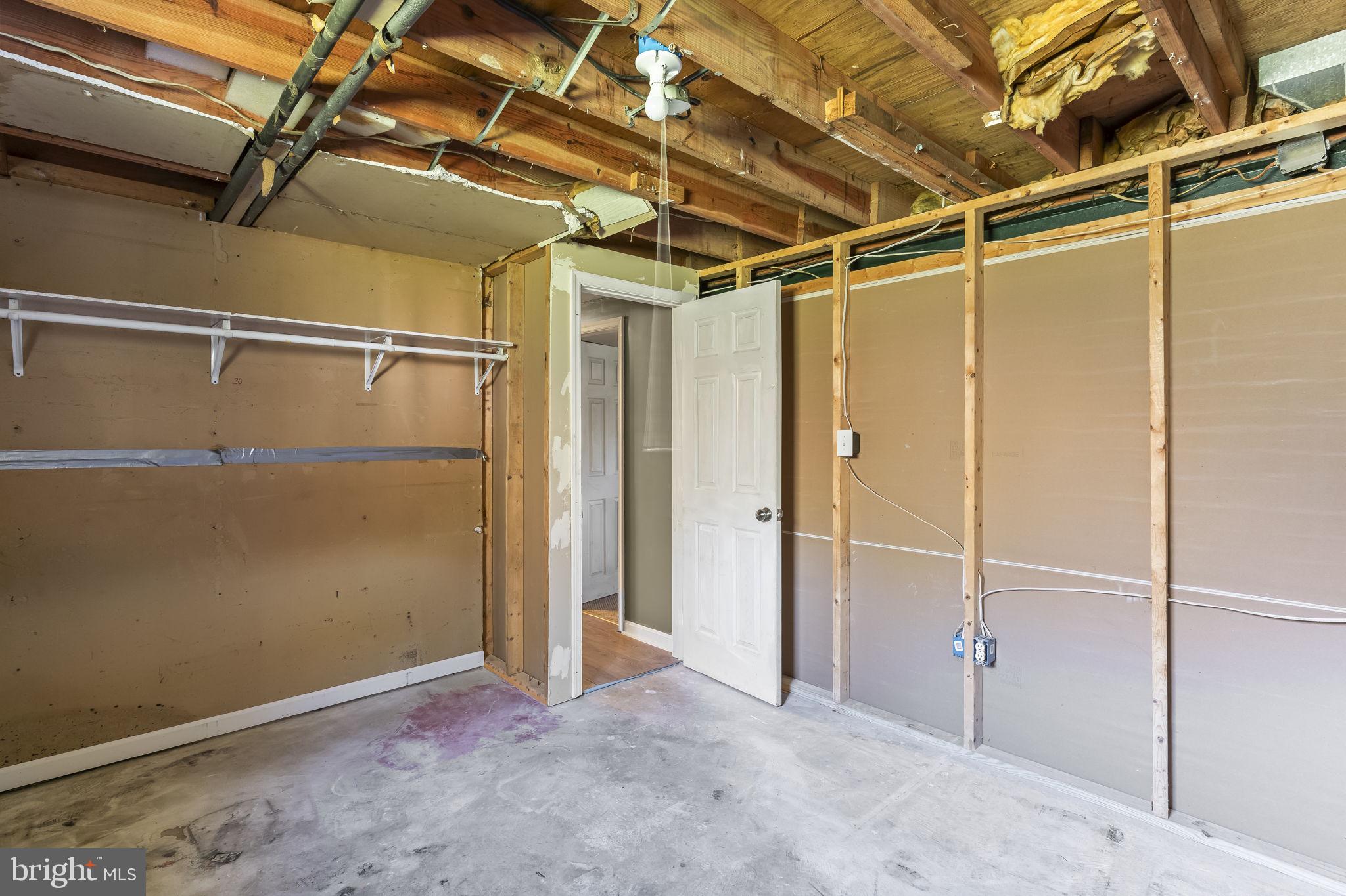 WARREN J WILLETT'S SUB - Residential