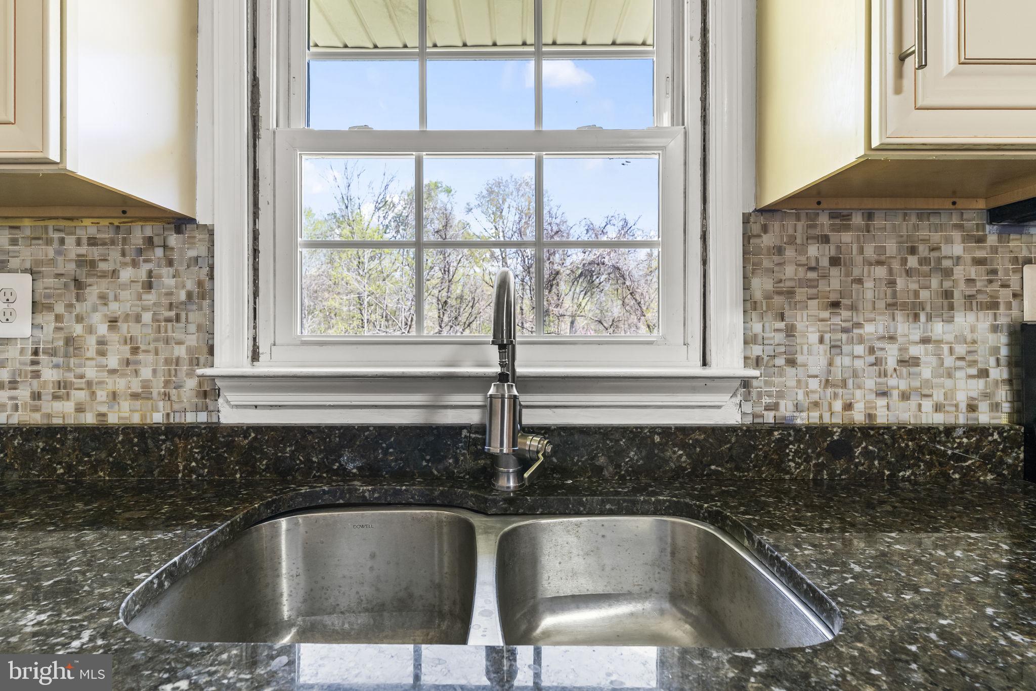 WARREN J WILLETT'S SUB - Residential