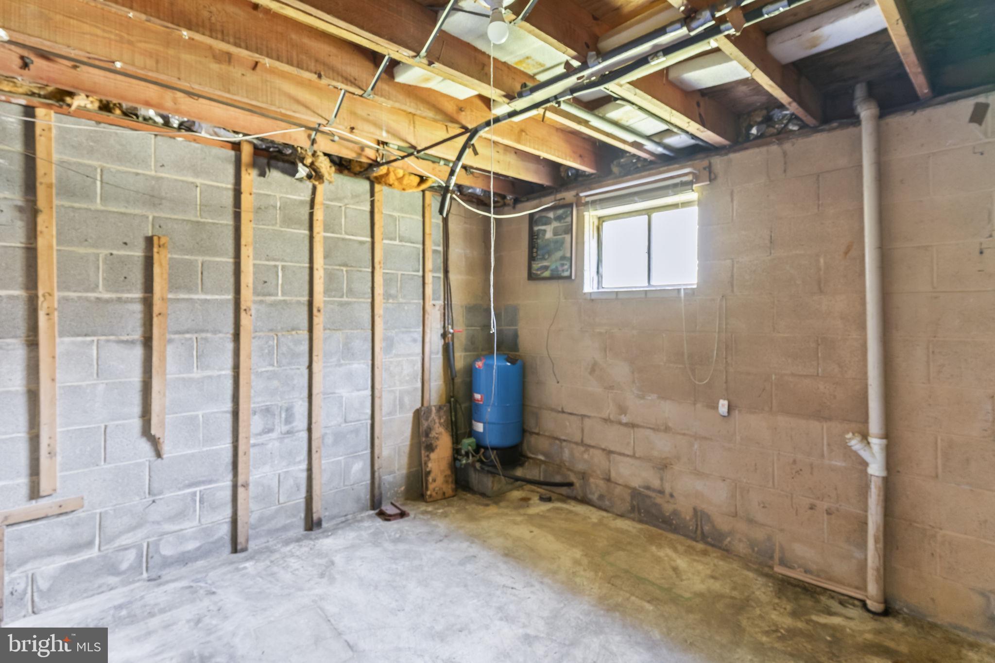 WARREN J WILLETT'S SUB - Residential