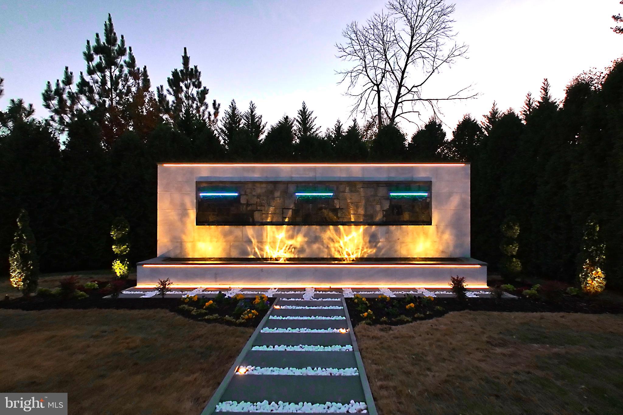 1181 BALLANTRAE LANE