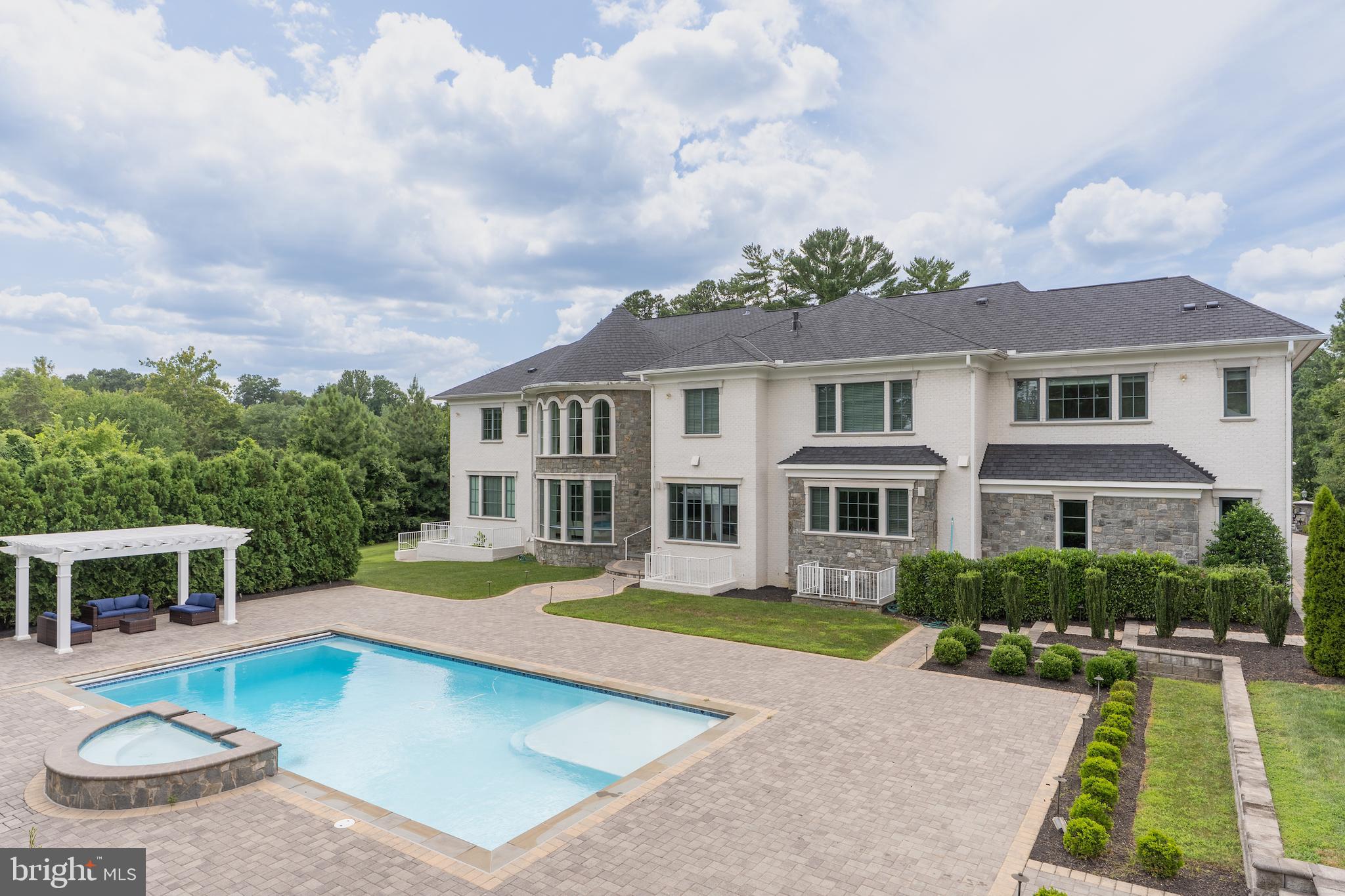 BALLANTRAE FARMS - Residential