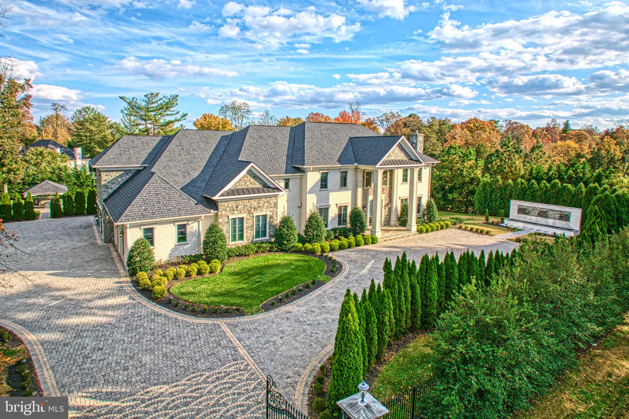 1181 BALLANTRAE LANE