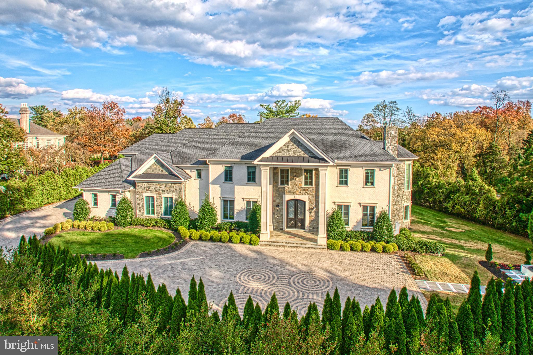 1181 BALLANTRAE LANE