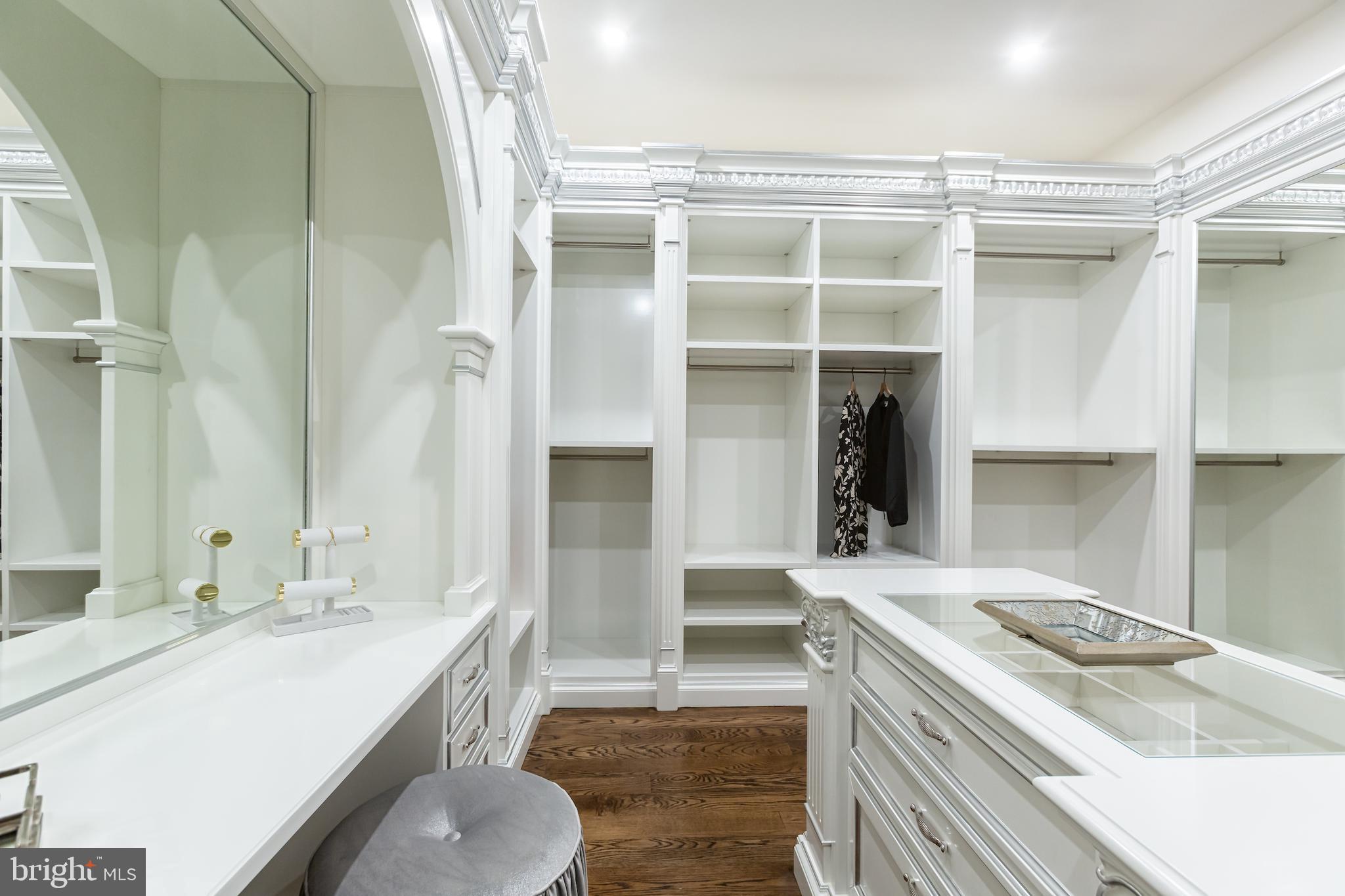 BALLANTRAE FARMS - Residential