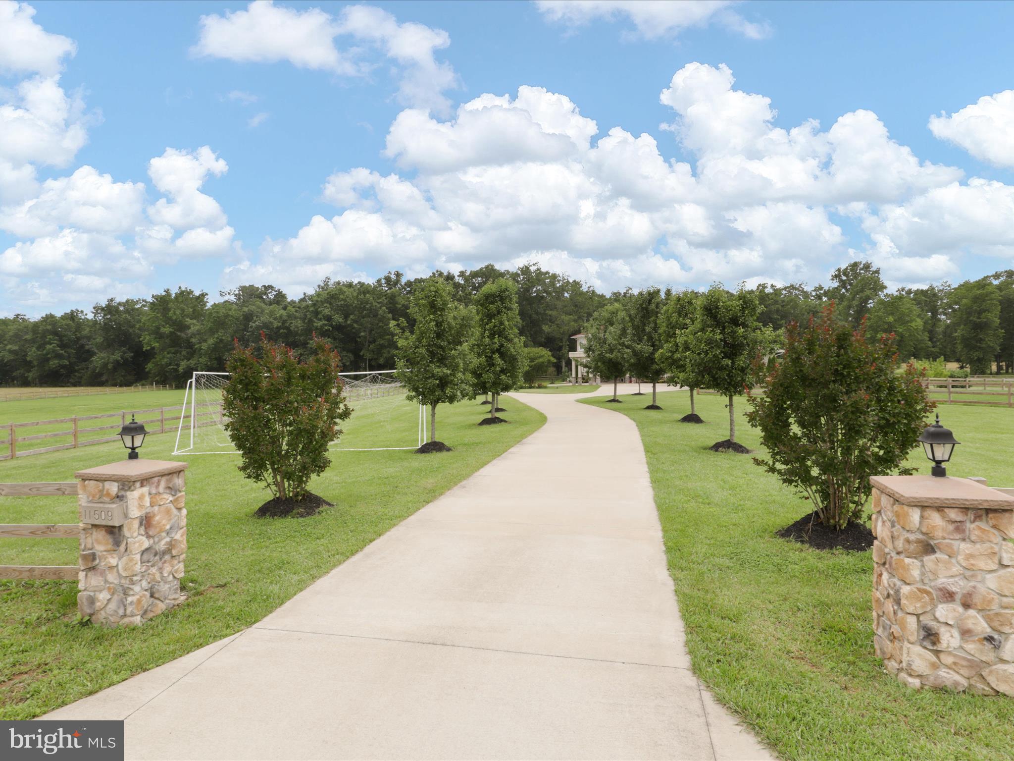 11509 ASBURY RIDGE COURT