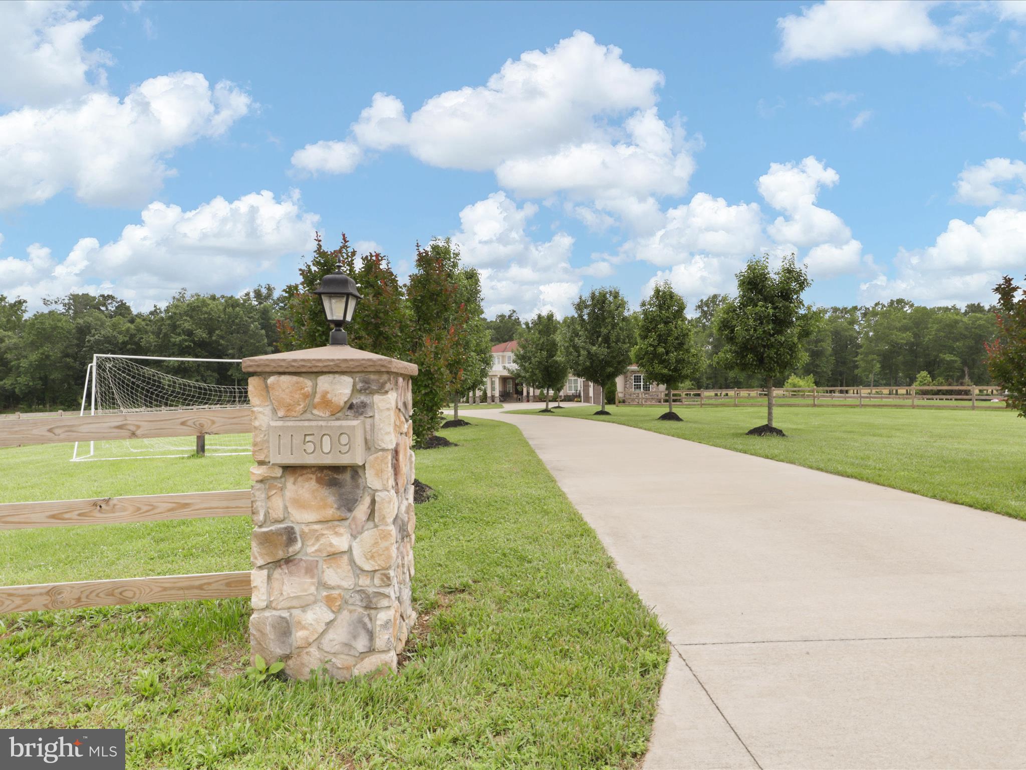 11509 ASBURY RIDGE COURT