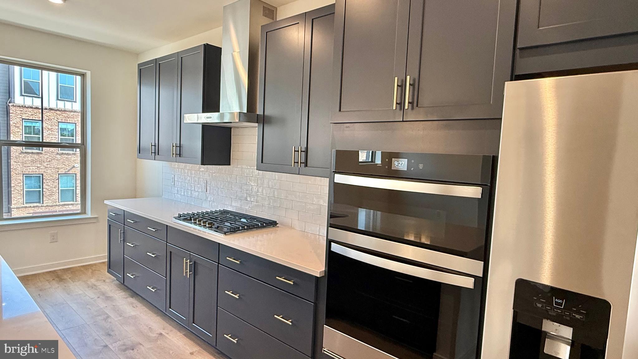 20977 BLUEBIRD SQUARE