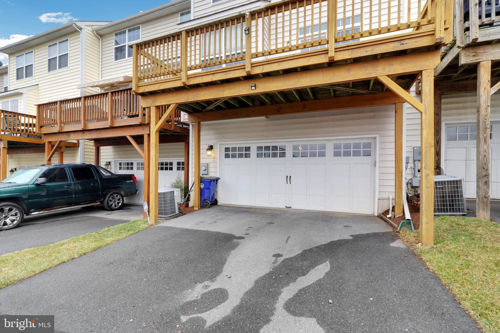 BRINKLEY MANOR - Residential