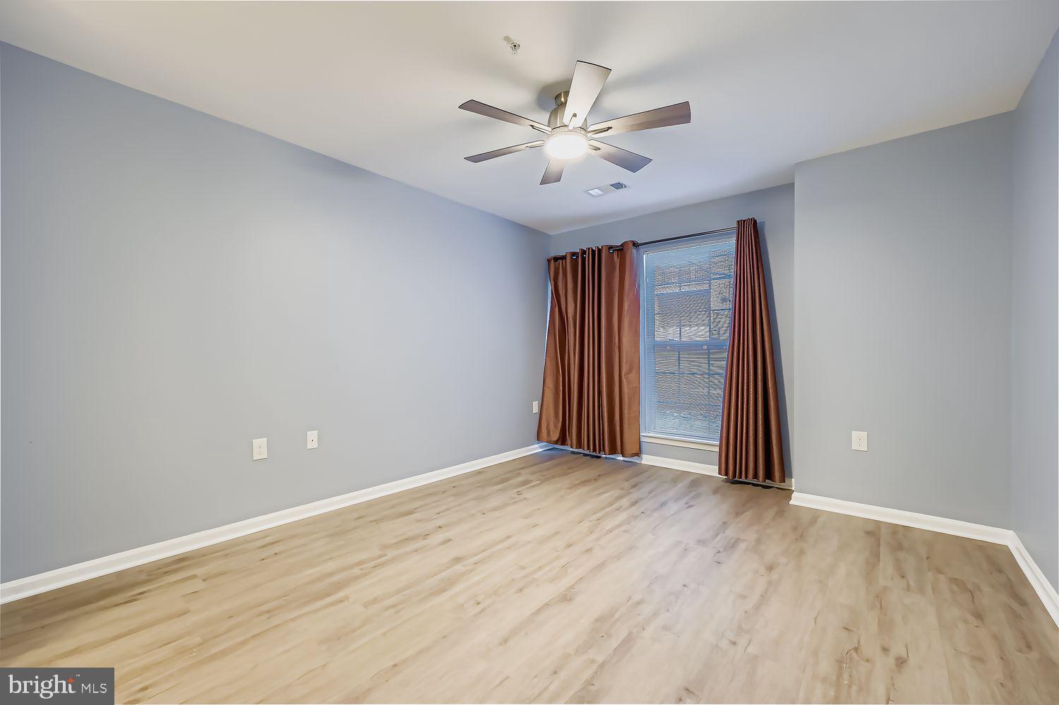 SILVERBROOK WOOD - Residential