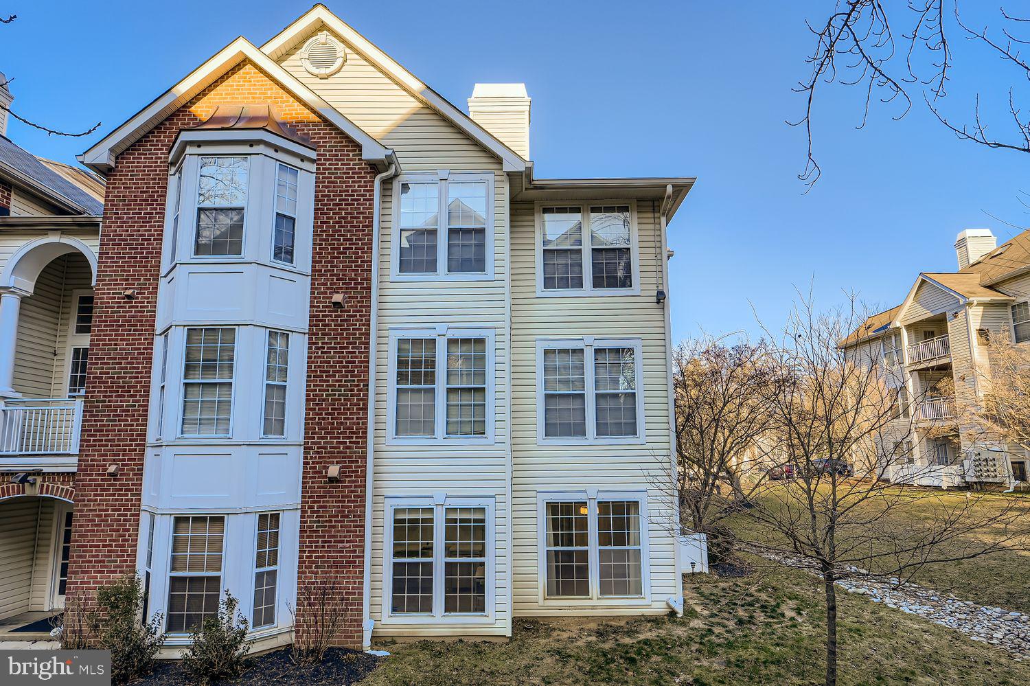 SILVERBROOK WOOD - Residential