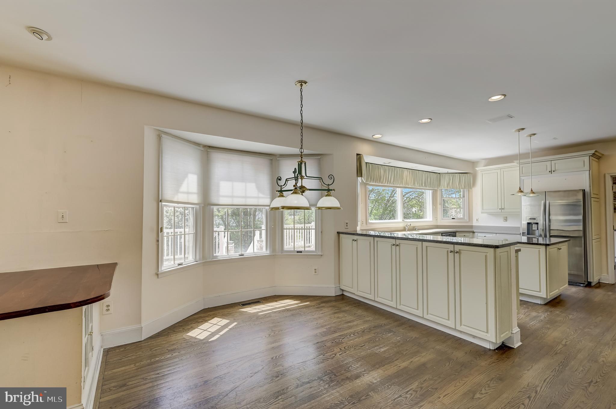 VILLAGE OF HARPERS CHOICE - Residential