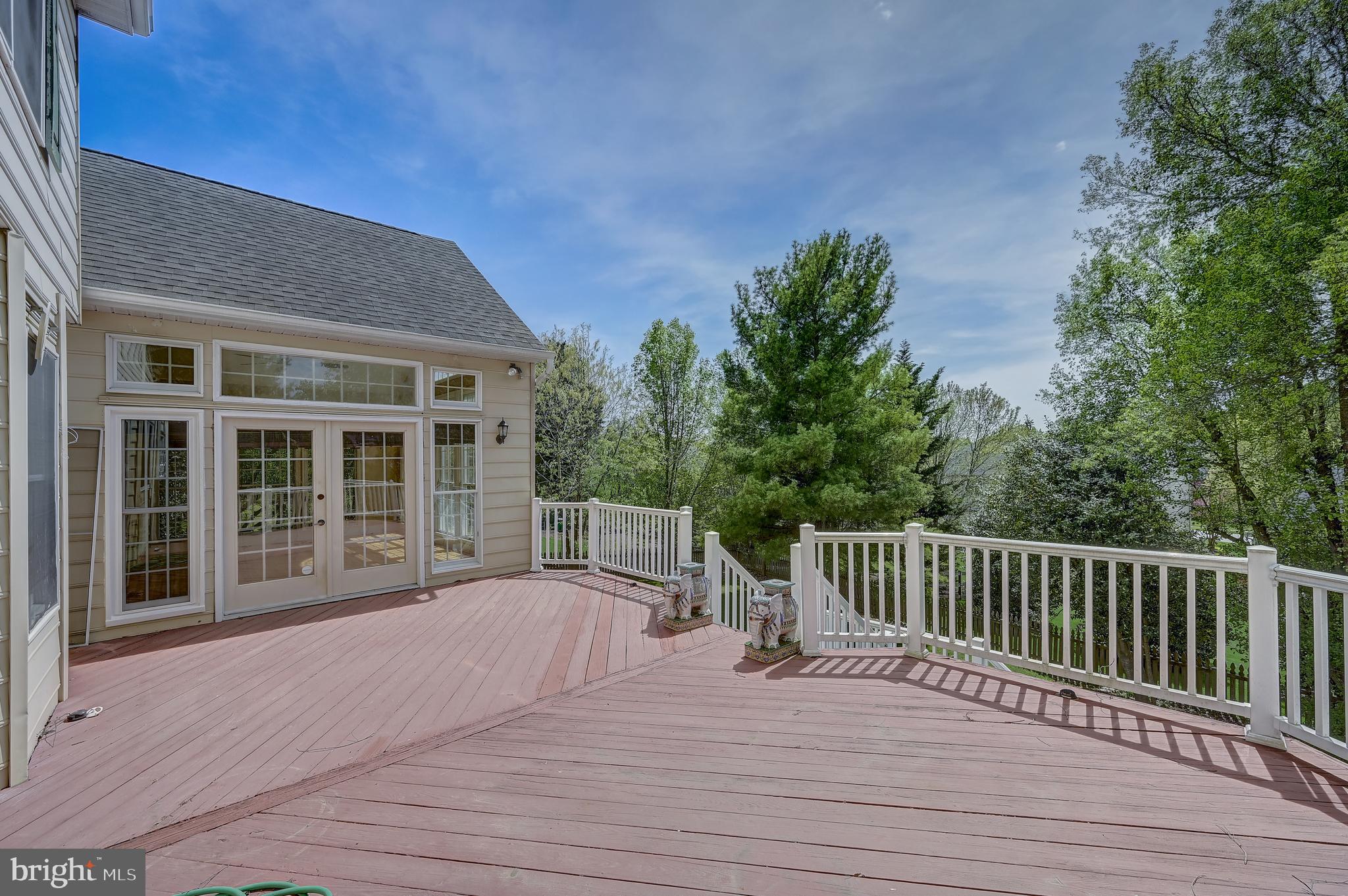 VILLAGE OF HARPERS CHOICE - Residential