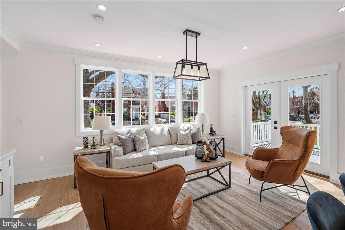 TAKOMA - Residential