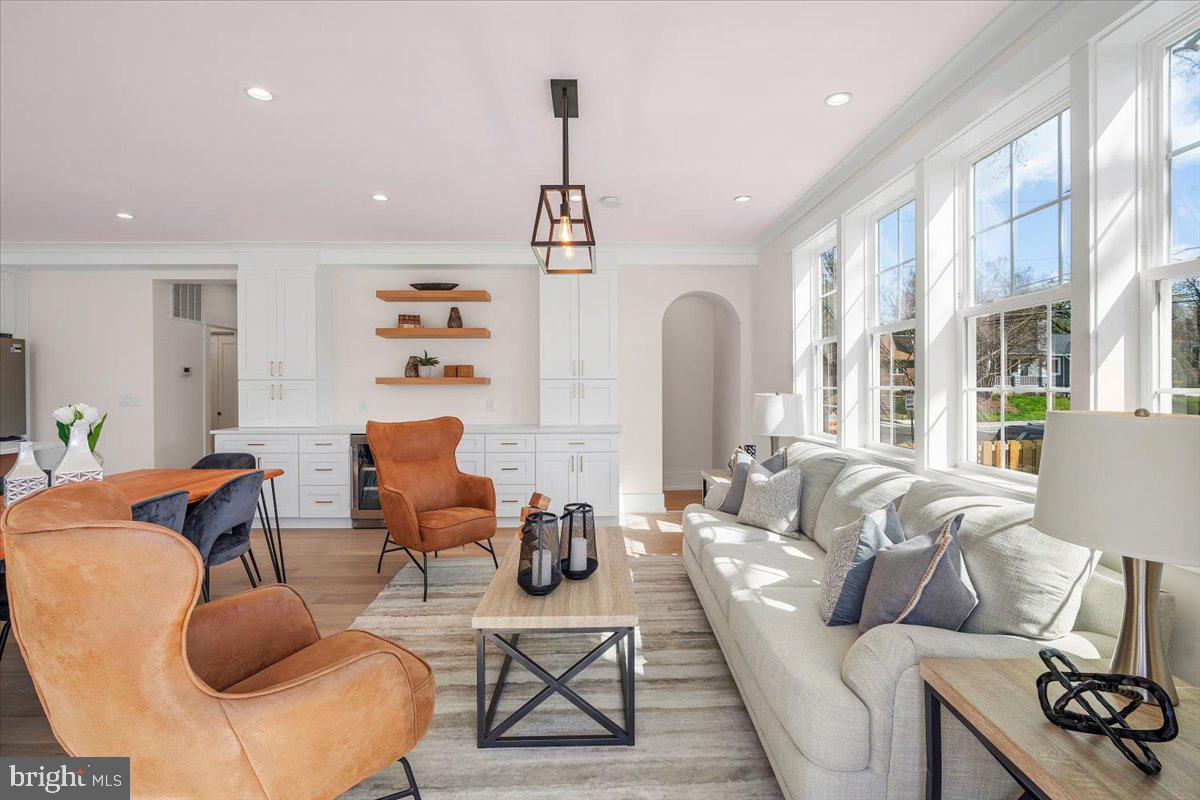 TAKOMA - Residential