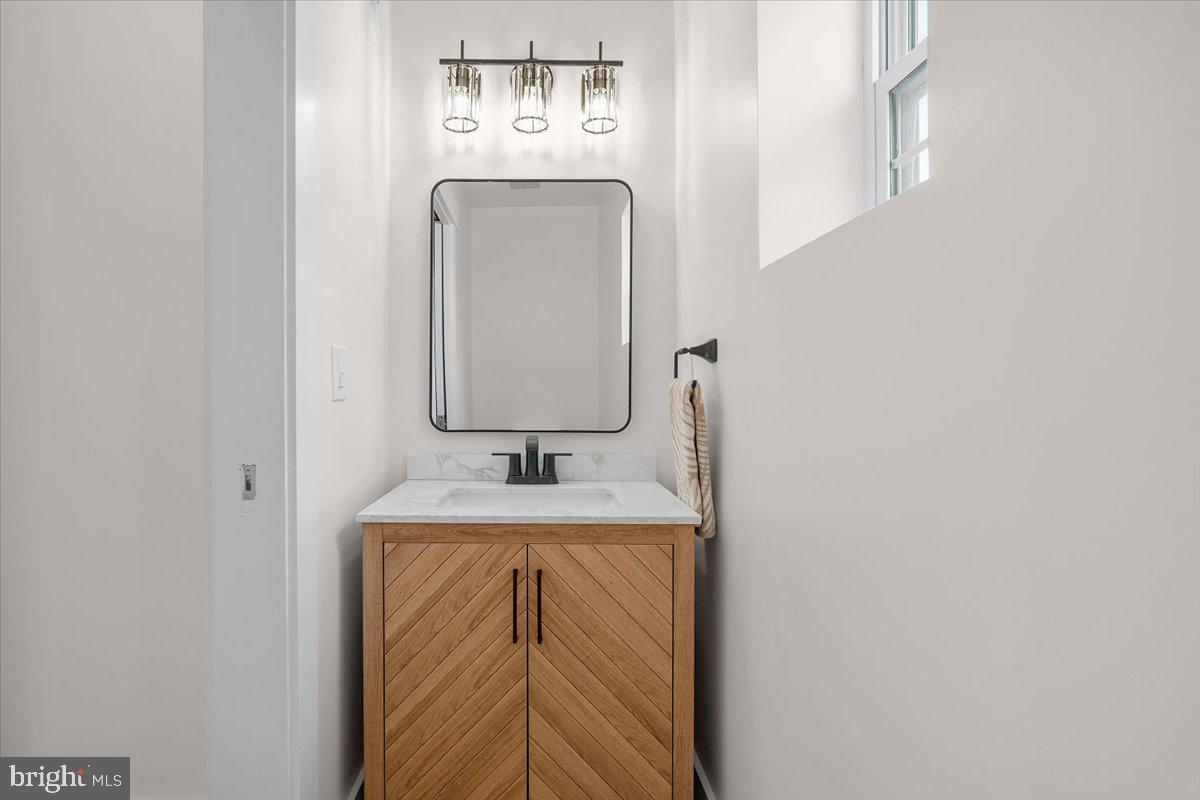 TAKOMA - Residential