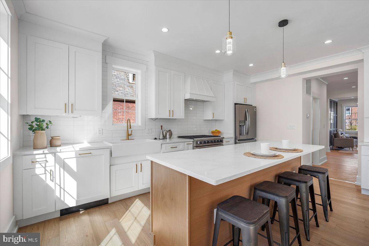TAKOMA - Residential