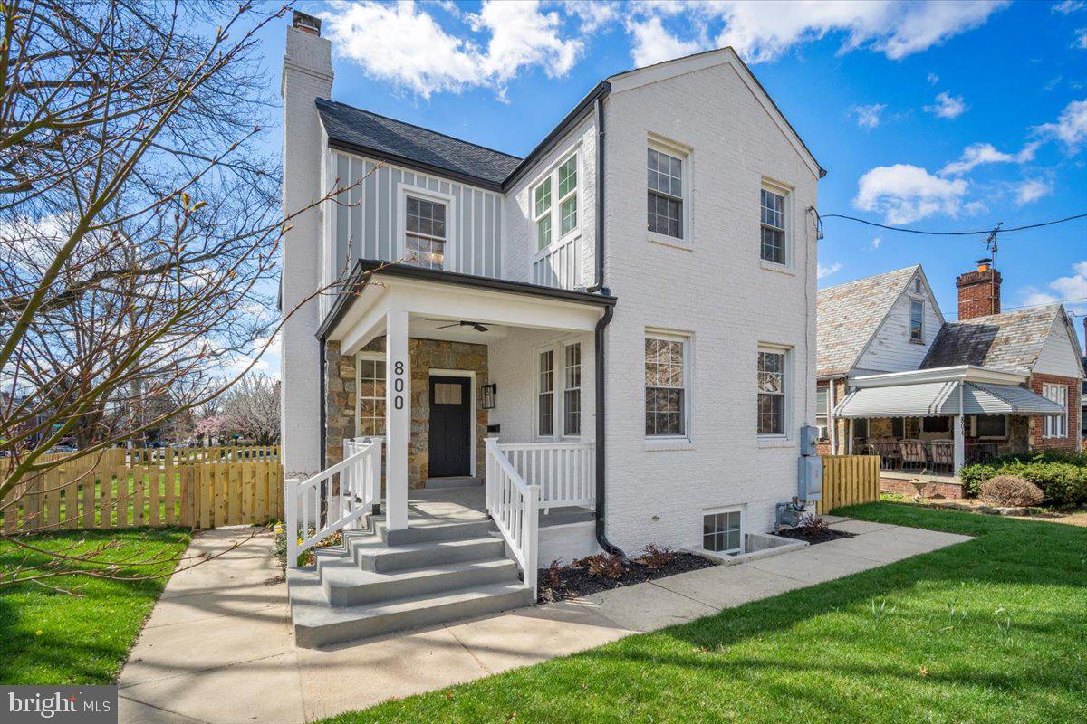 TAKOMA - Residential