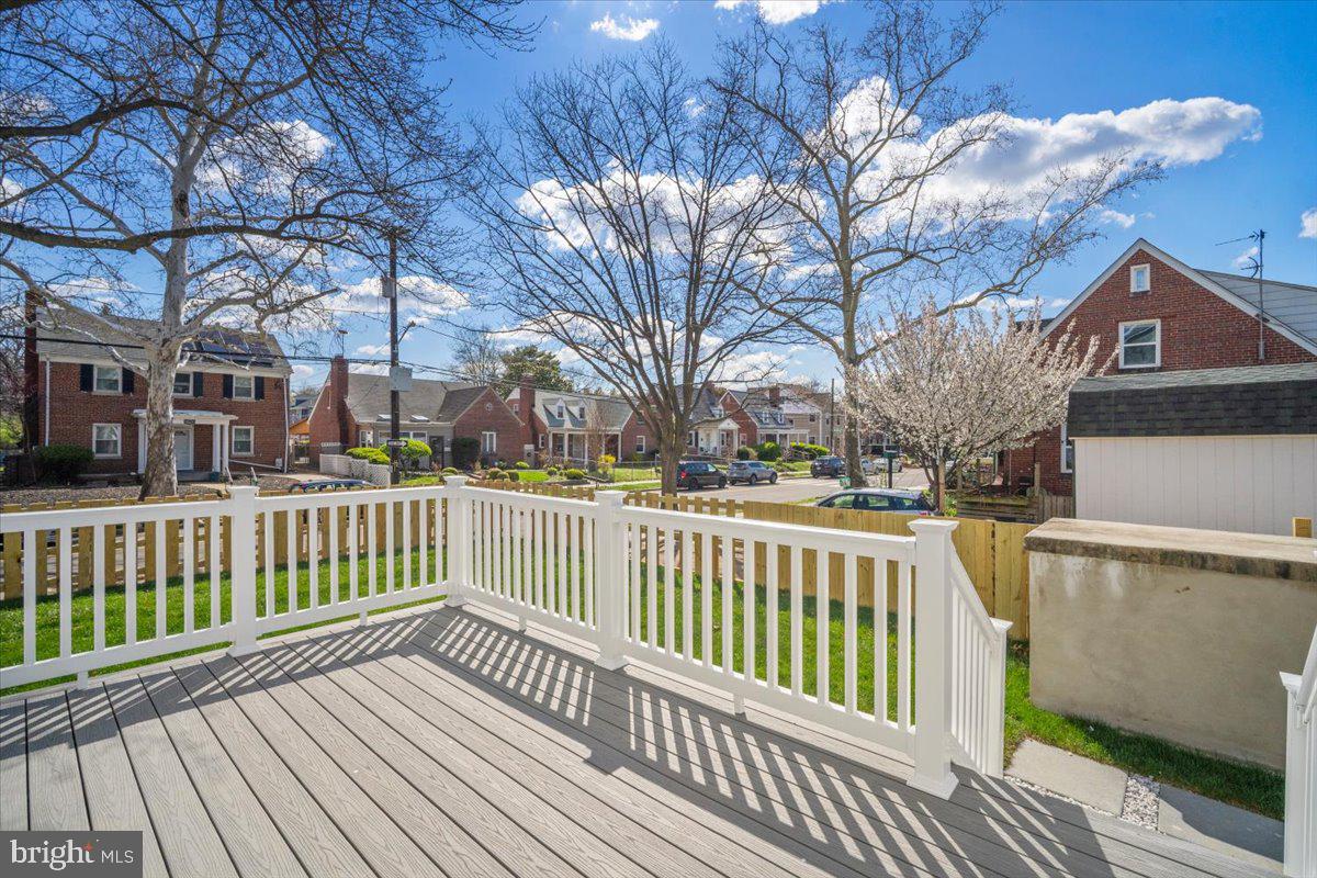 TAKOMA - Residential