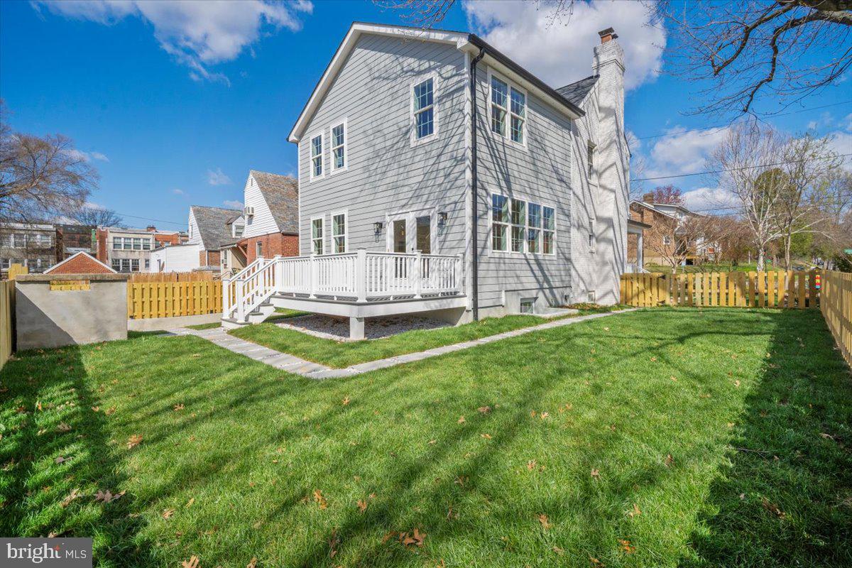 TAKOMA - Residential