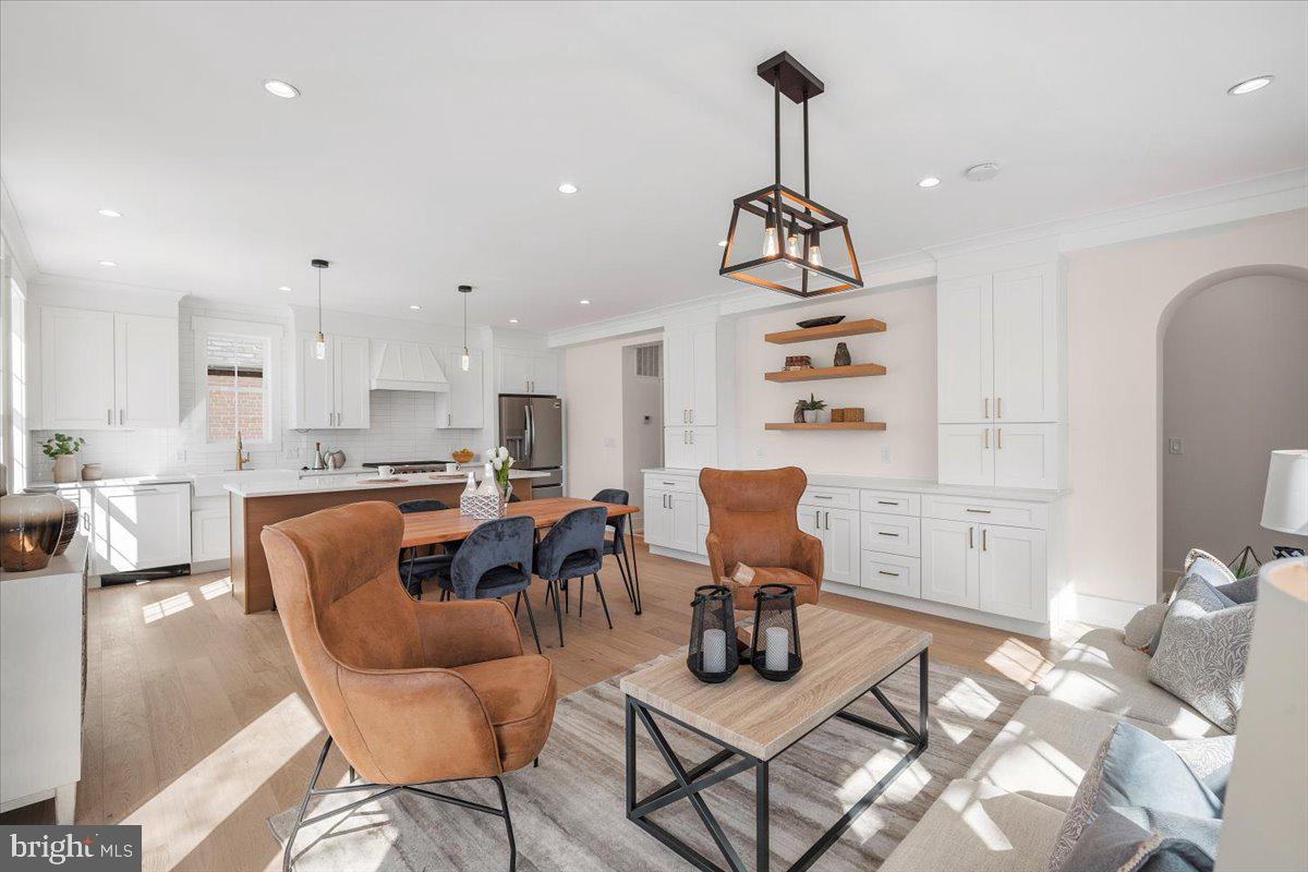 TAKOMA - Residential