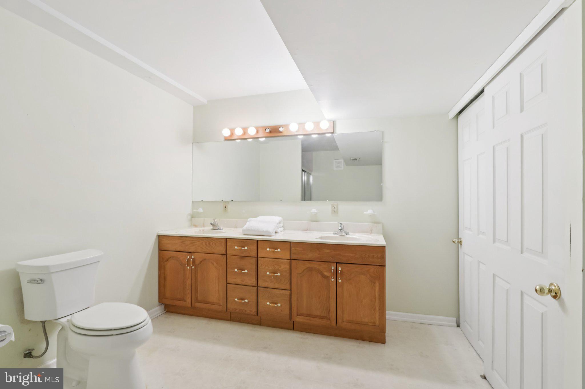 MAPLE GLEN - Residential