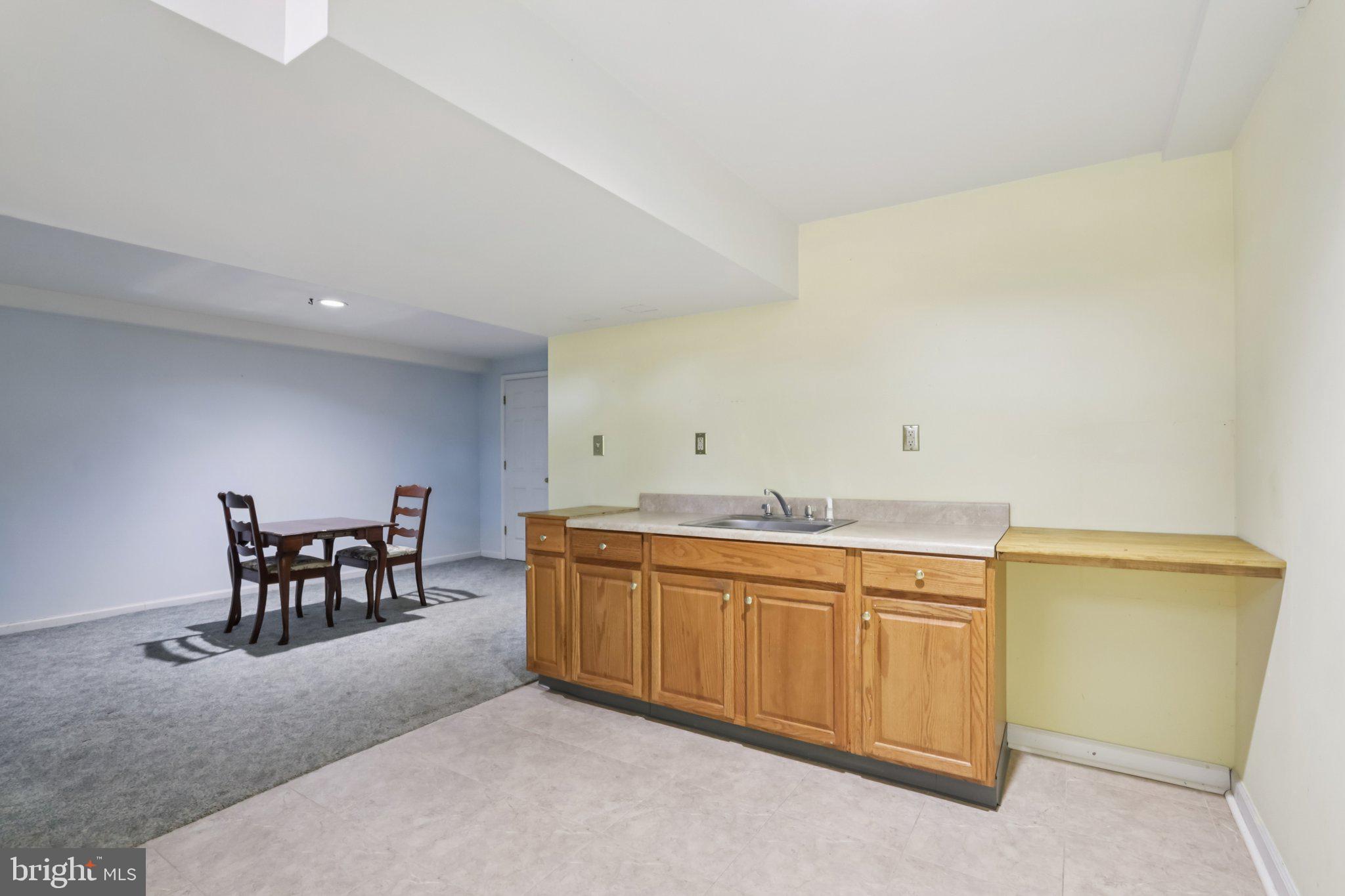 MAPLE GLEN - Residential