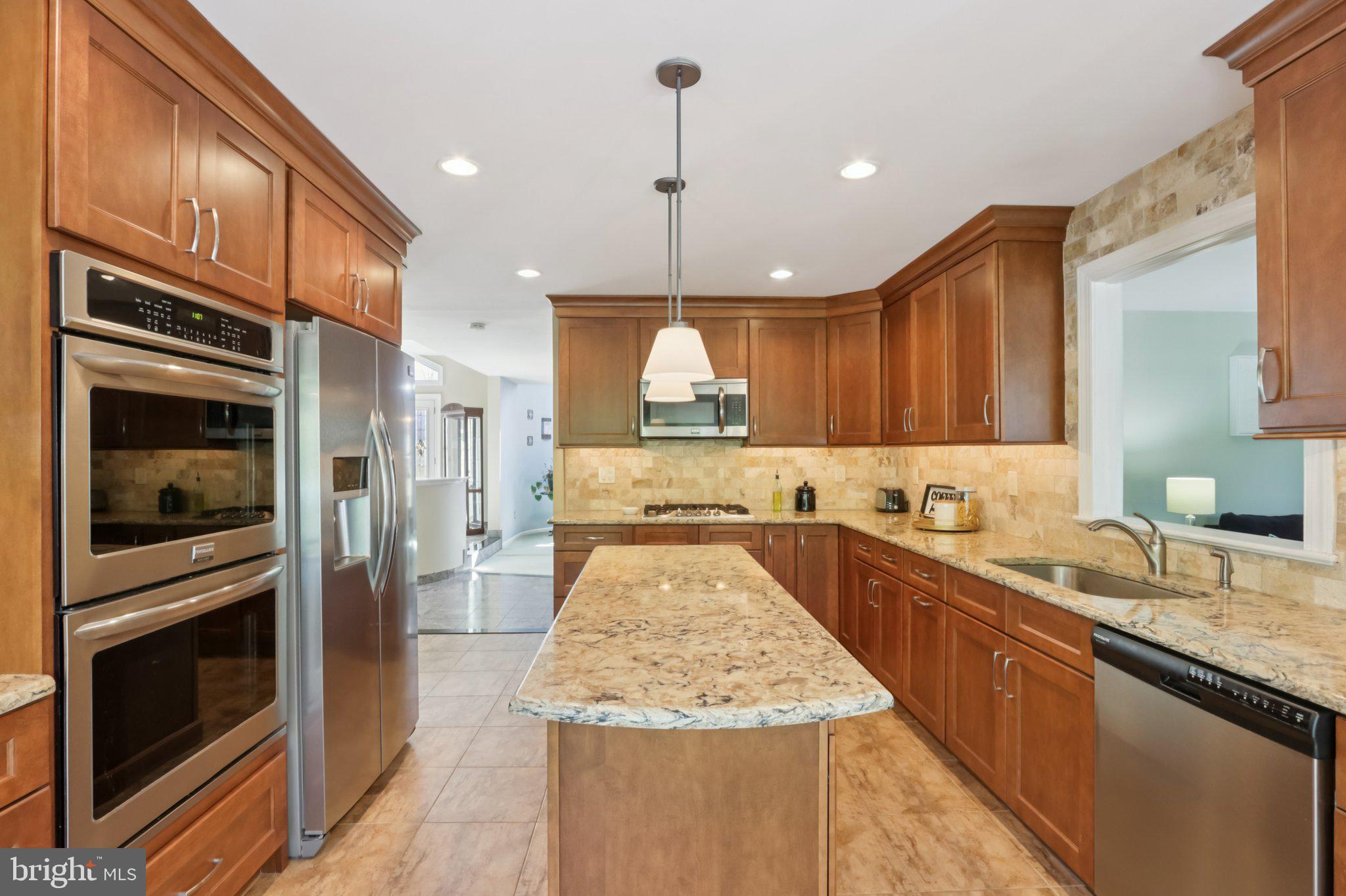 MAPLE GLEN - Residential