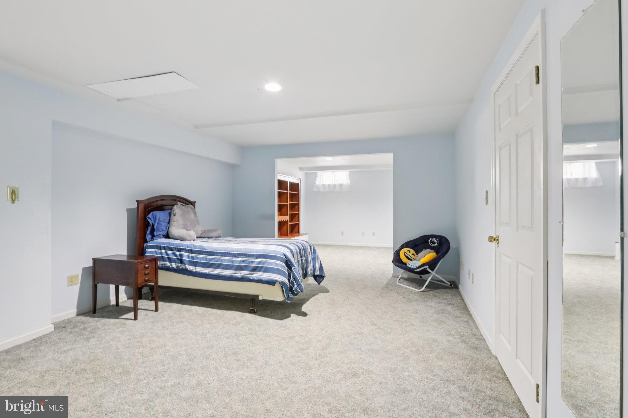 MAPLE GLEN - Residential