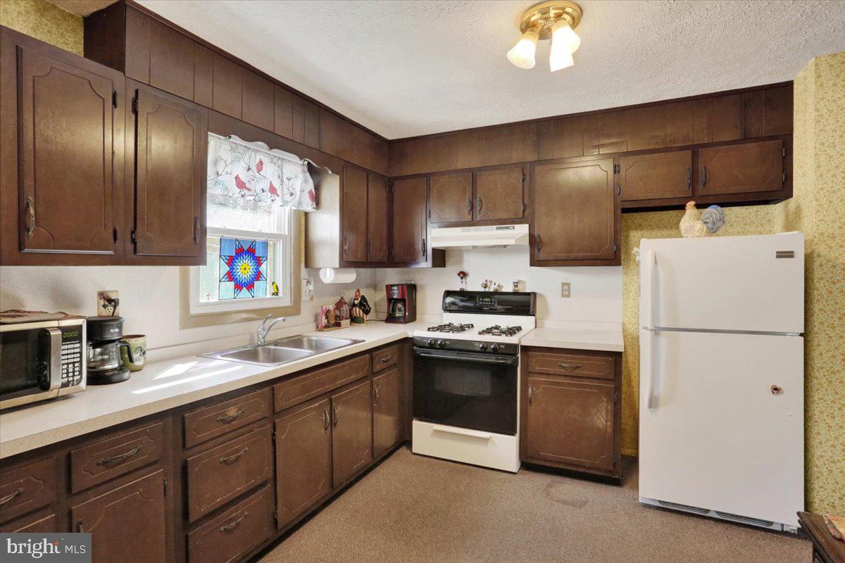 GREENFIELDS - Residential