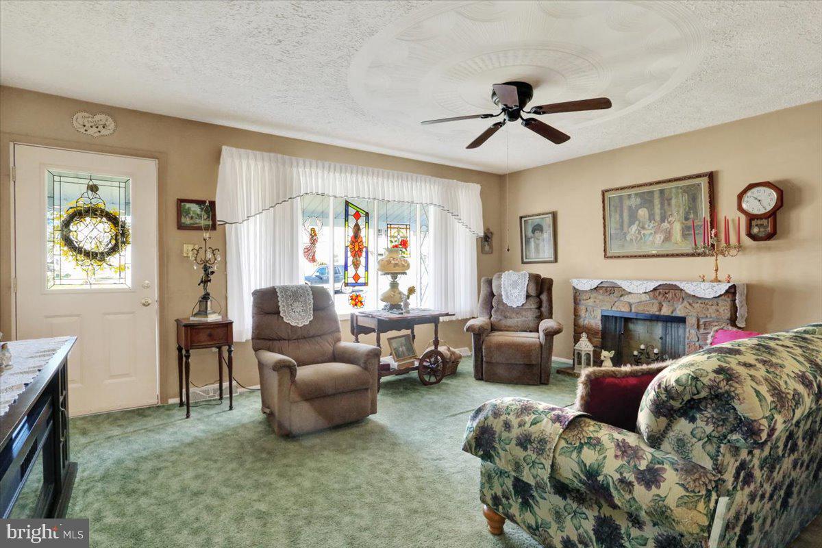 GREENFIELDS - Residential