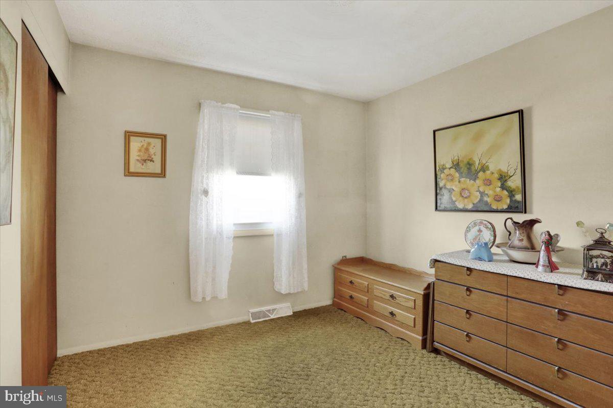 GREENFIELDS - Residential