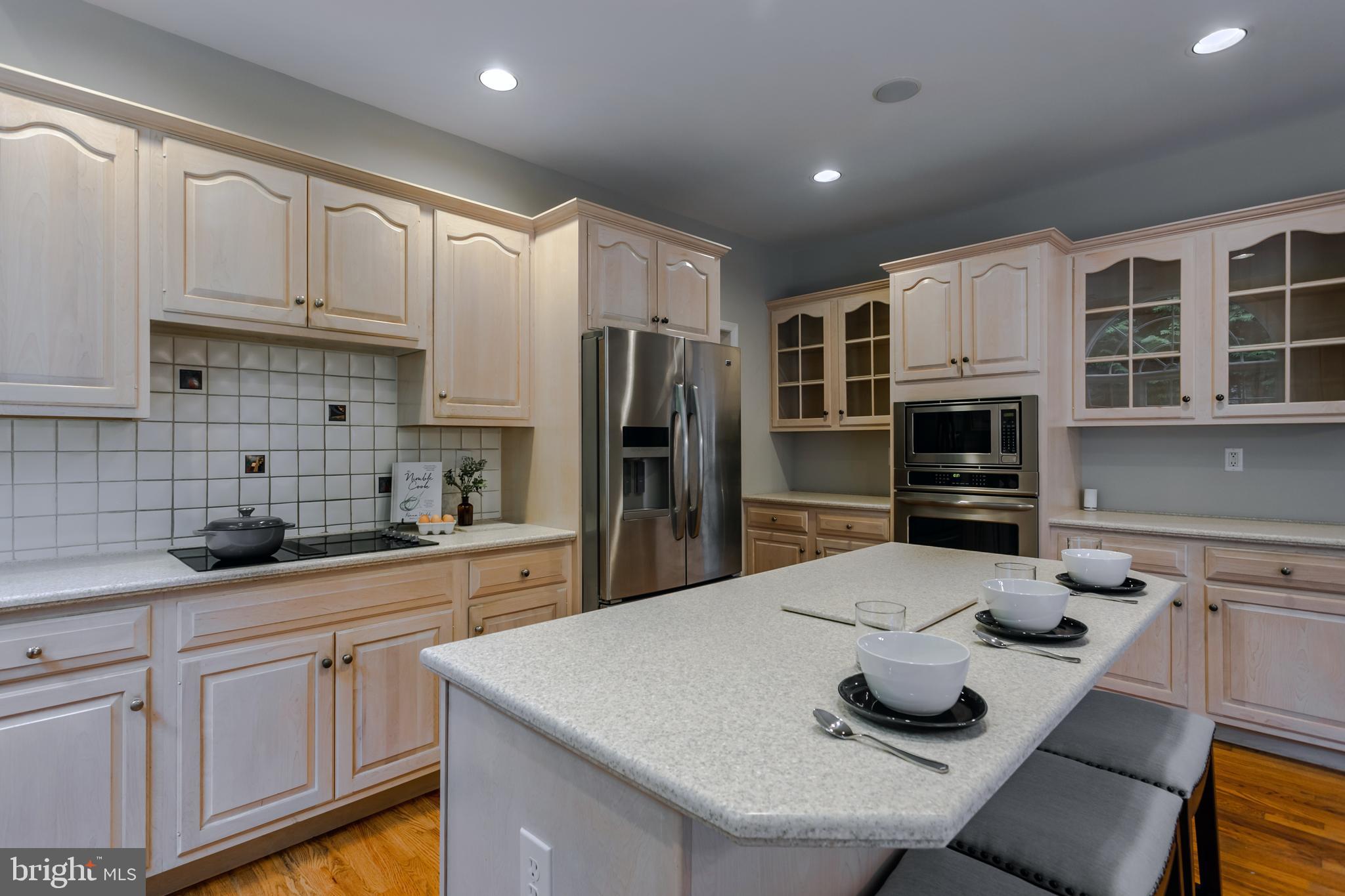 AVONWOOD - Residential