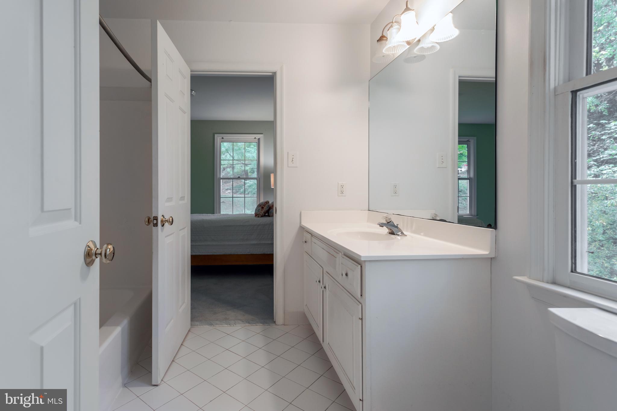 AVONWOOD - Residential