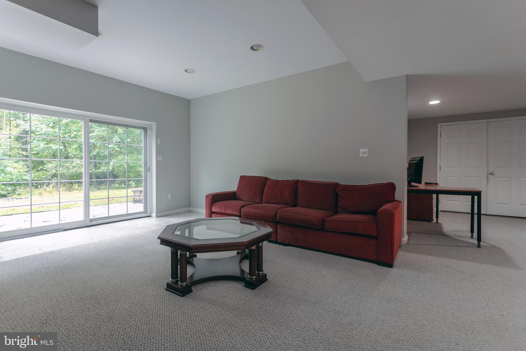 AVONWOOD - Residential