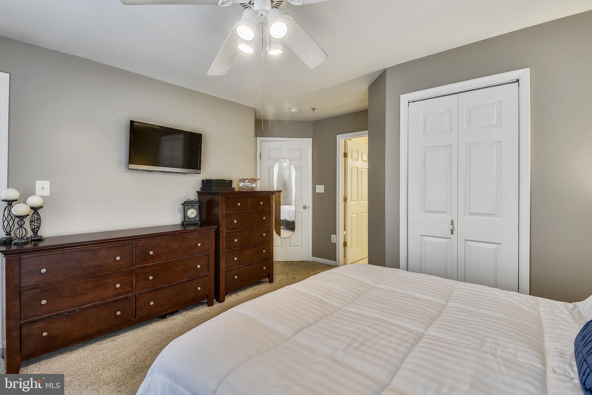 GLADE AT HUNTERS WOODS - Residential