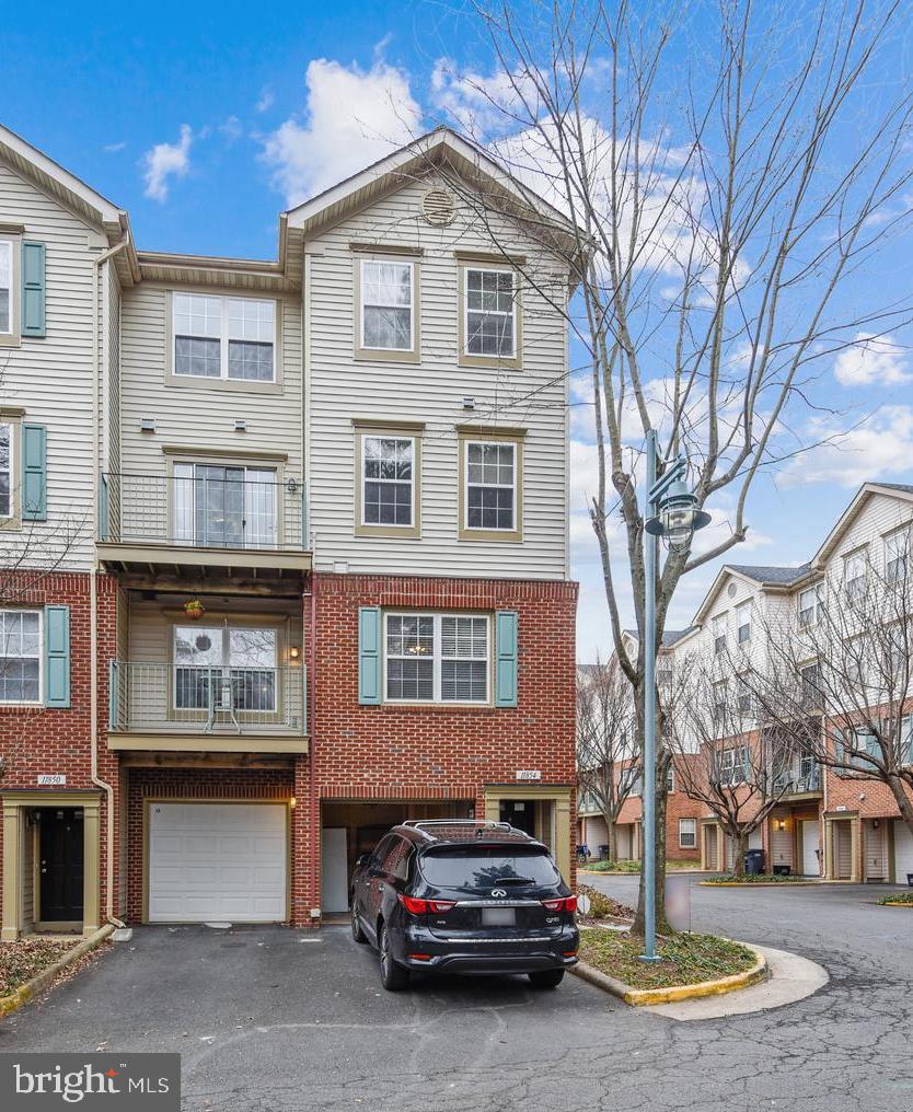 GLADE AT HUNTERS WOODS - Residential