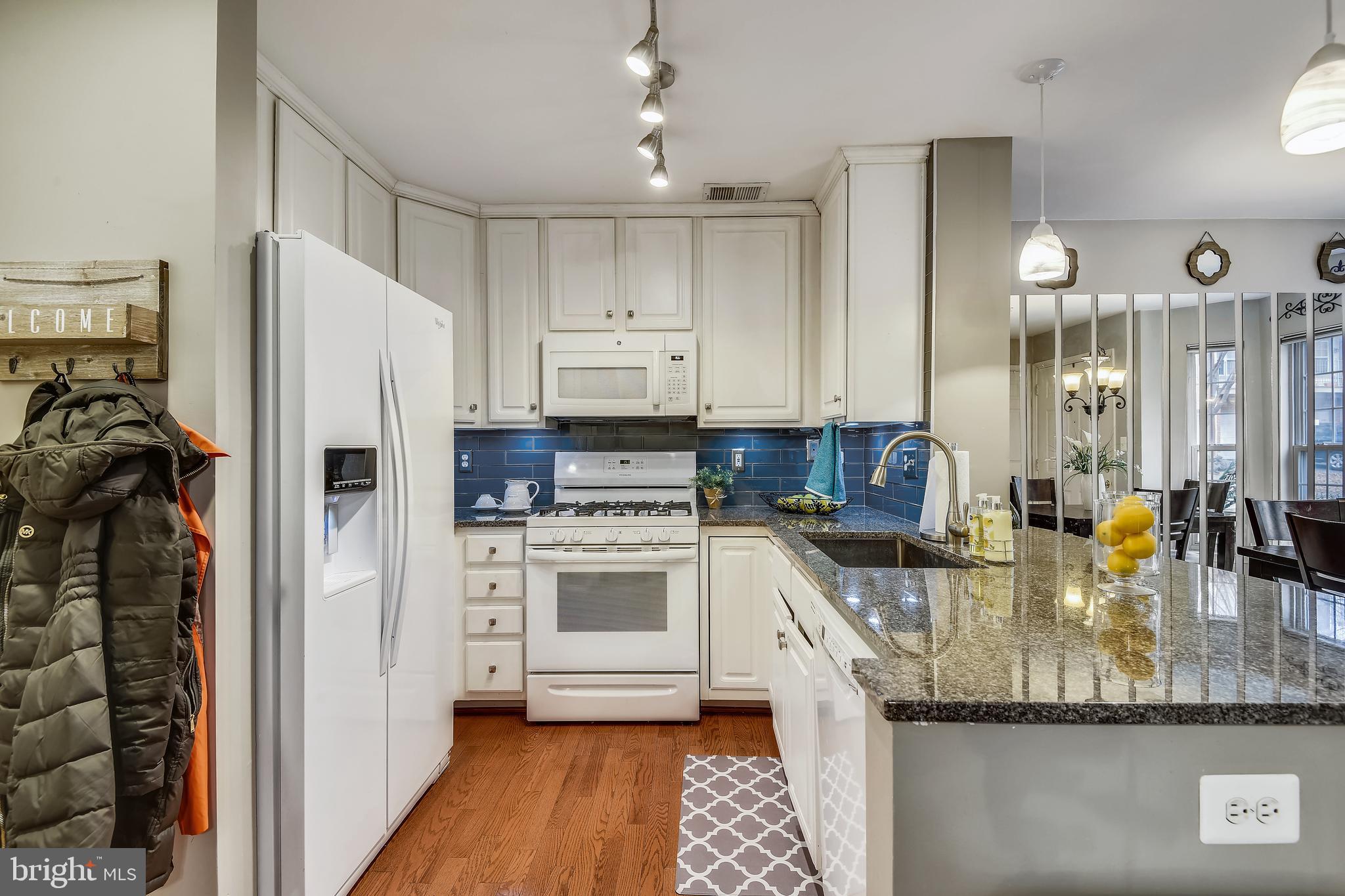 GLADE AT HUNTERS WOODS - Residential