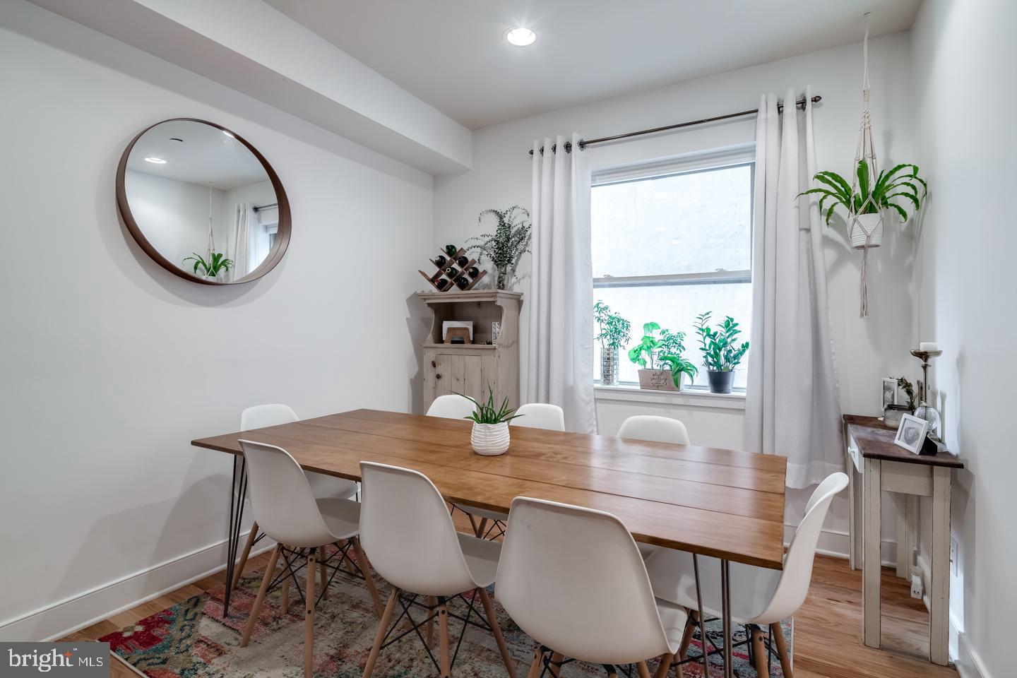 POINT BREEZE - Residential Lease