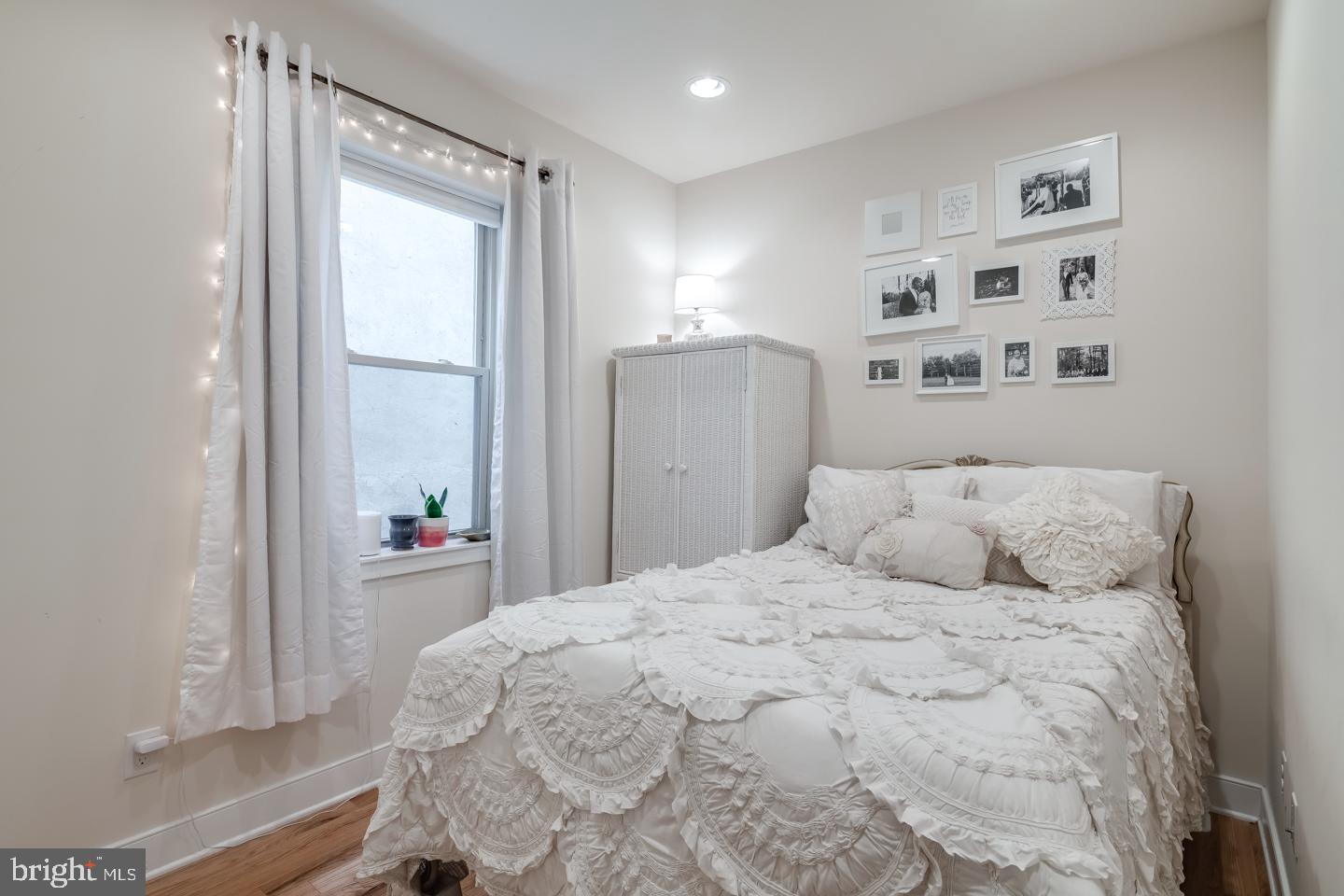 POINT BREEZE - Residential Lease