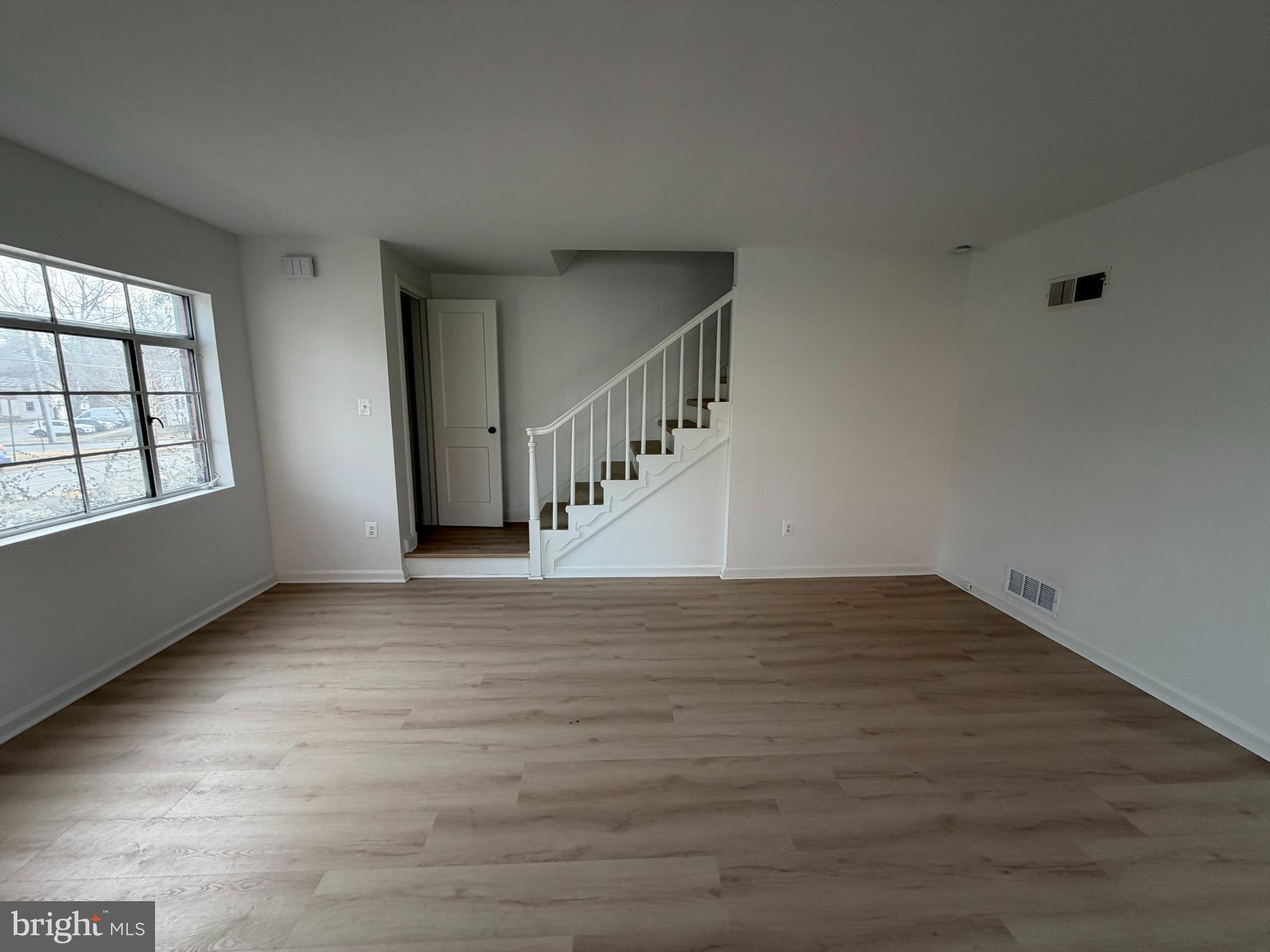 1304 S WALTER REED DRIVE