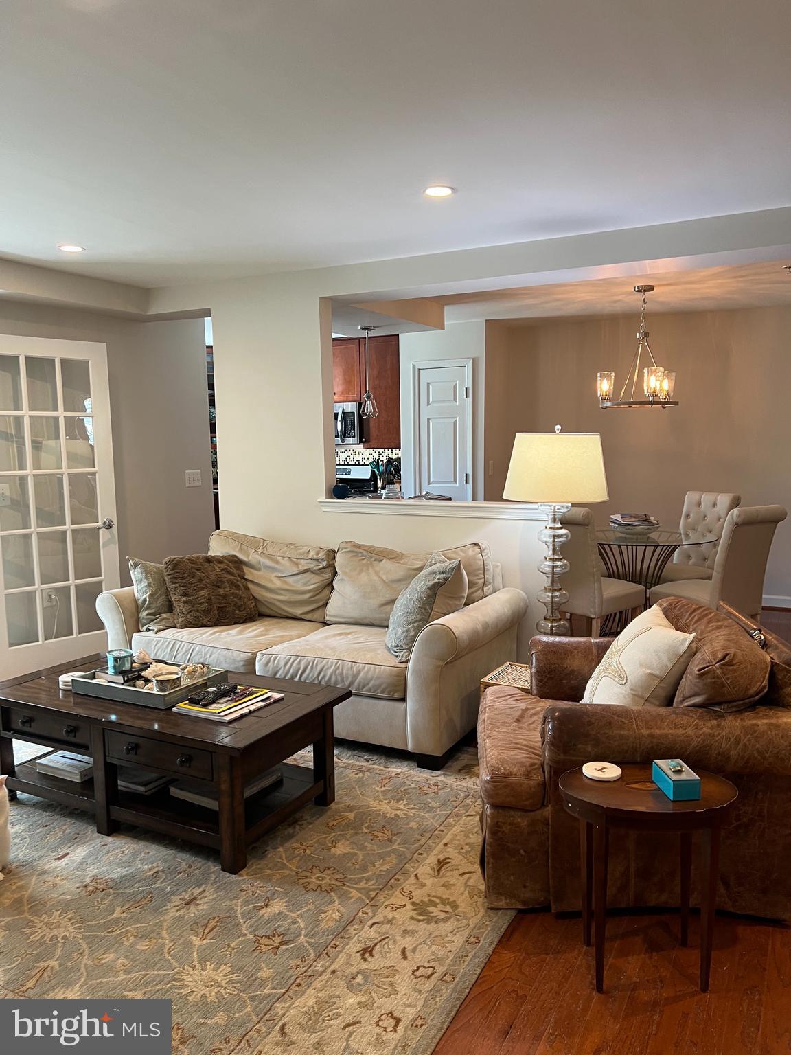 WEST VILLAGE OF SHIRLINGTON - Residential Lease