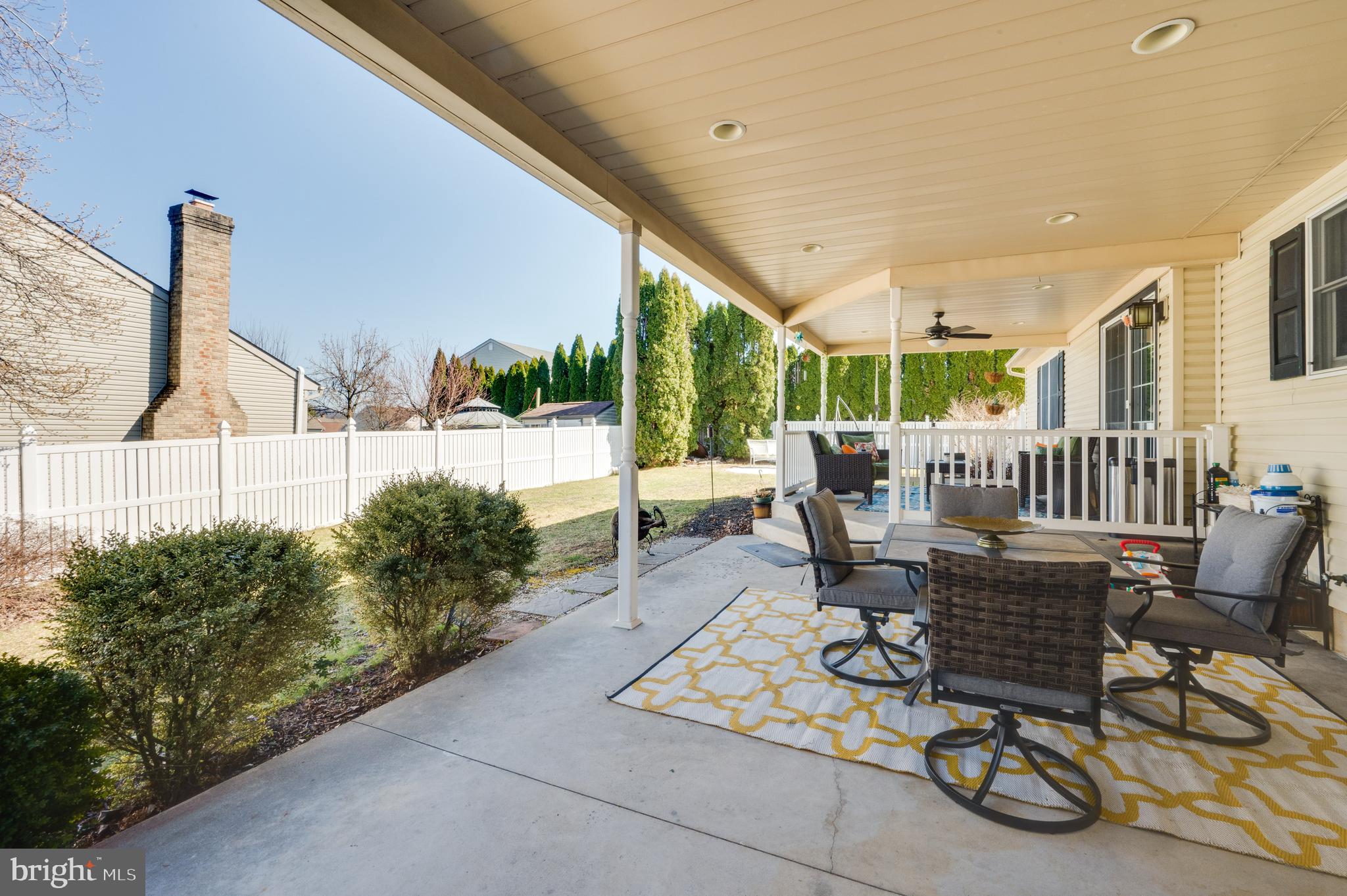 RIVERS BEND - Residential