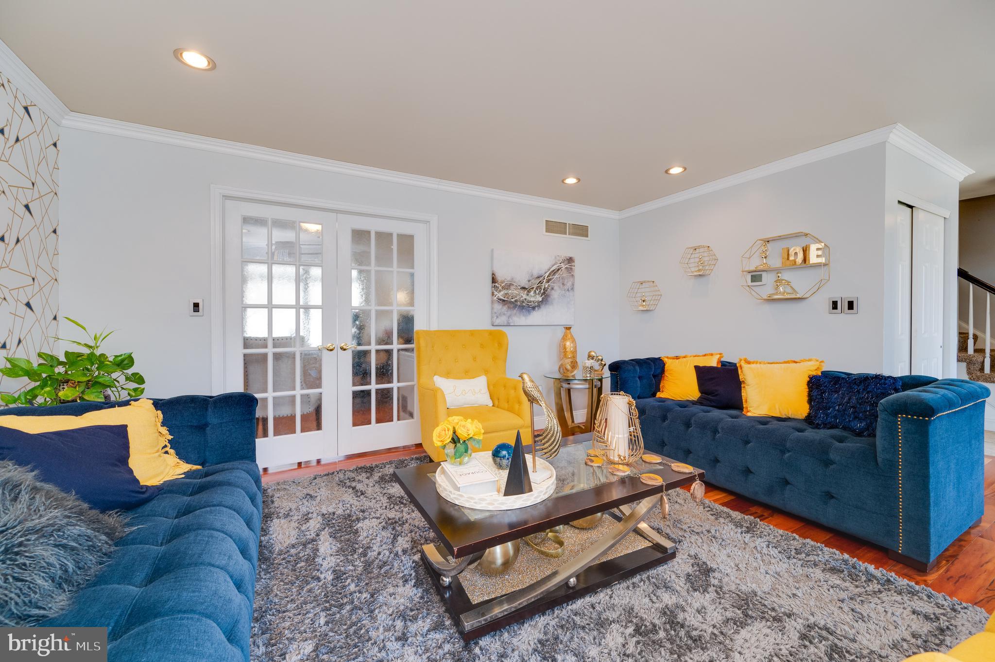 RIVERS BEND - Residential