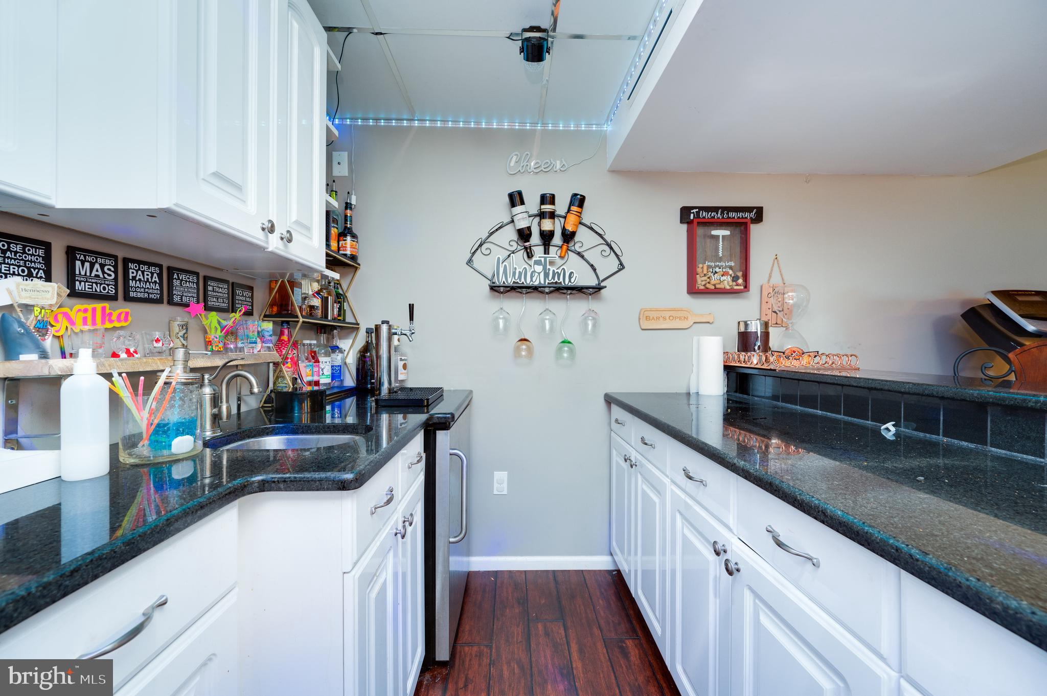 RIVERS BEND - Residential